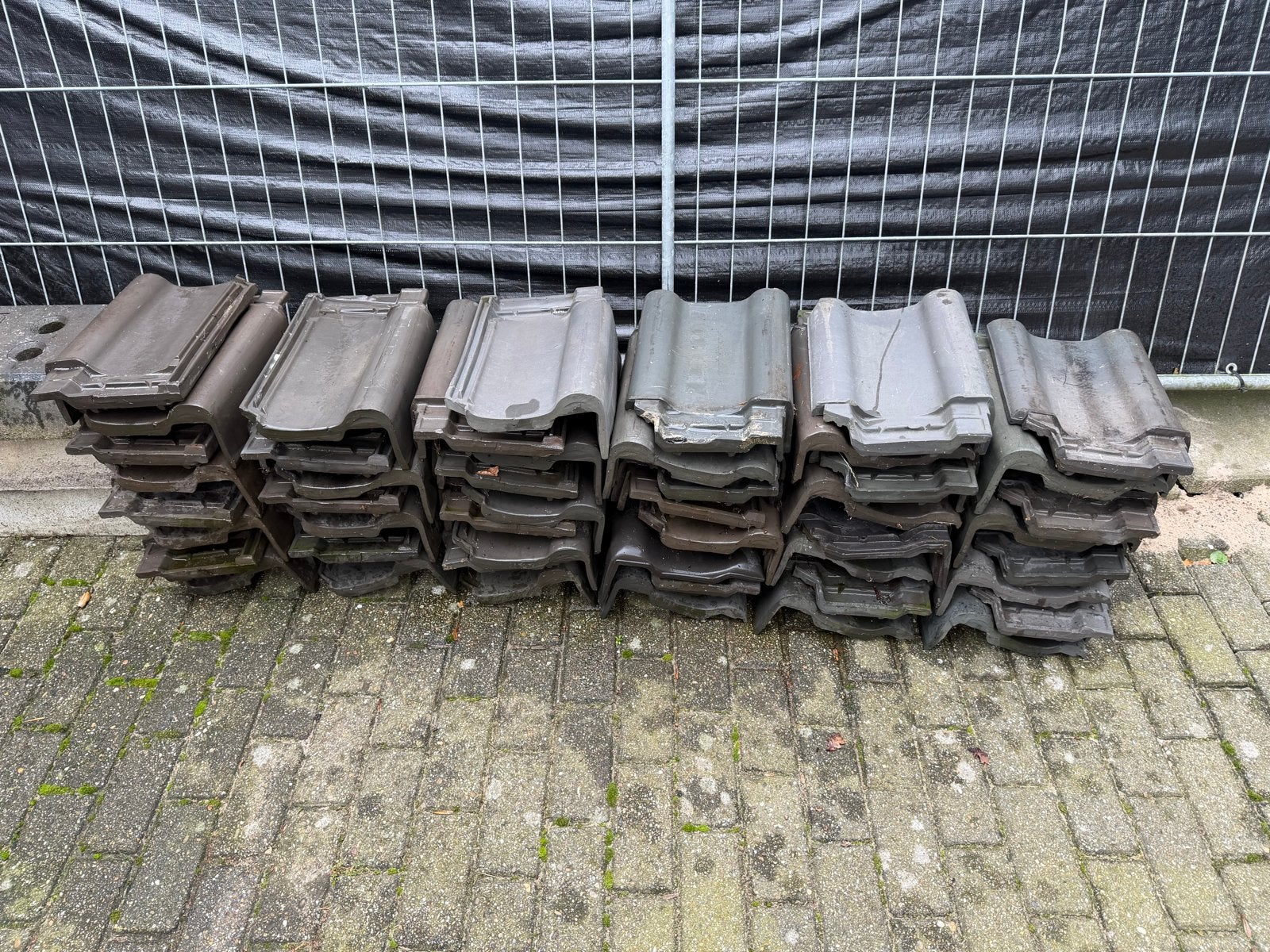 Gebruikte antraciete zijpannen Jos Kurstjens Tegelen, Gebruikt, Steen of Klei, Ophalen of Verzenden, Minder dan 5 m²
