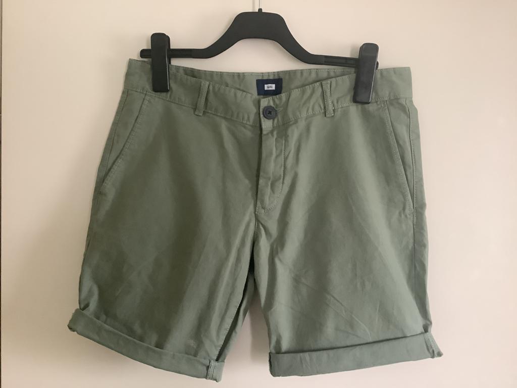 Legergroene korte broek maat L, Kleding | Heren, Broeken en Pantalons, Ophalen of Verzenden, Zo goed als nieuw, Maat 48/50 (M)