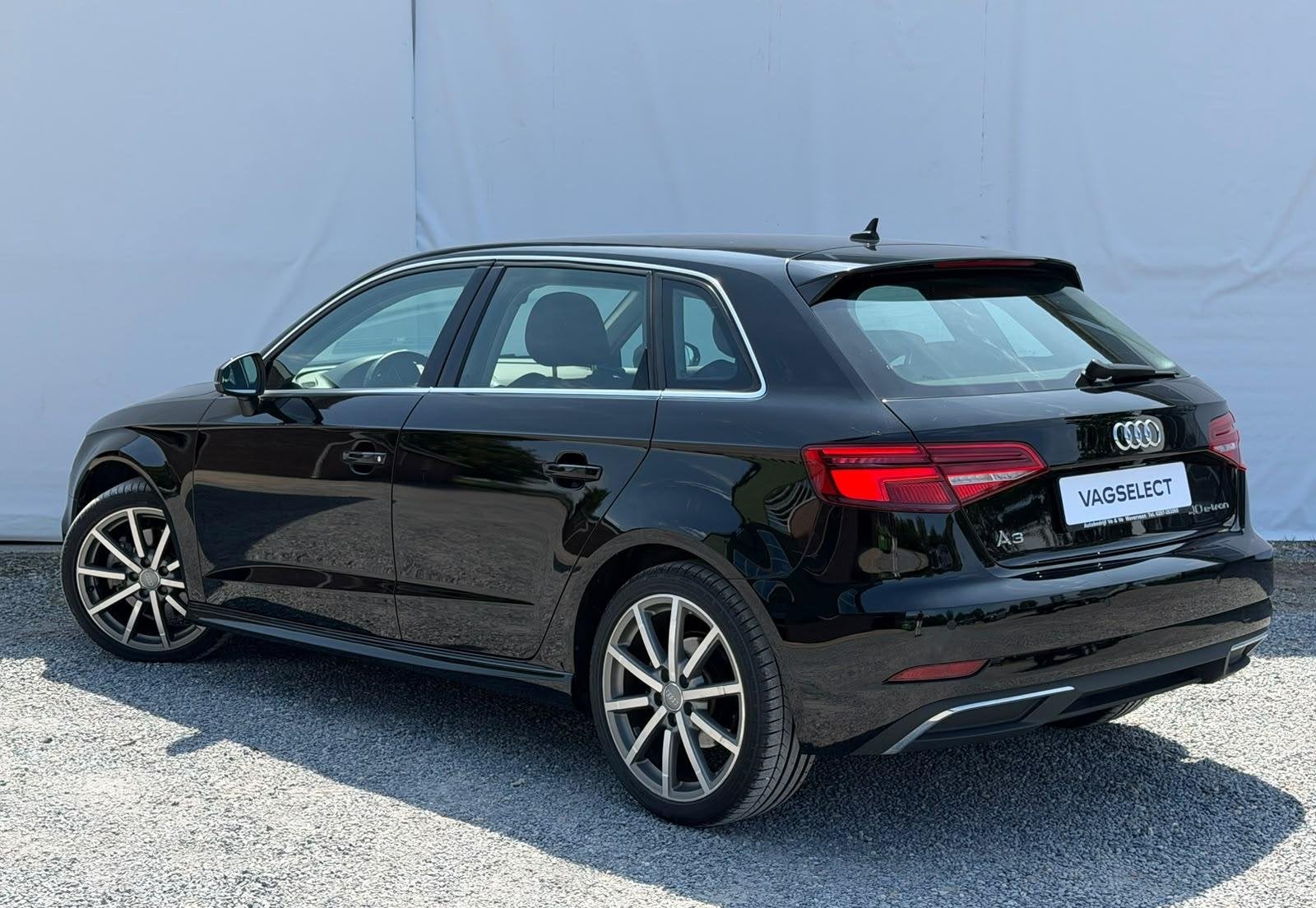 Audi A3 Sportback 40 e-tron // Camera // Leder // Virtual //, Auto's, Audi, Gebruikt, 4 cilinders, Geïmporteerd, 750 kg