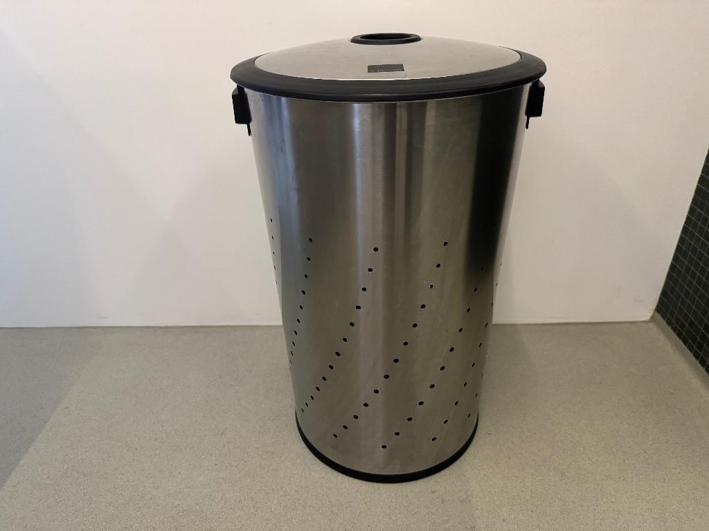 Simplehuman Wasmand - RVS - 55 L - Rond - met deksel, Huis en Inrichting, Badkamer | Badtextiel en Accessoires, Ophalen, Gebruikt