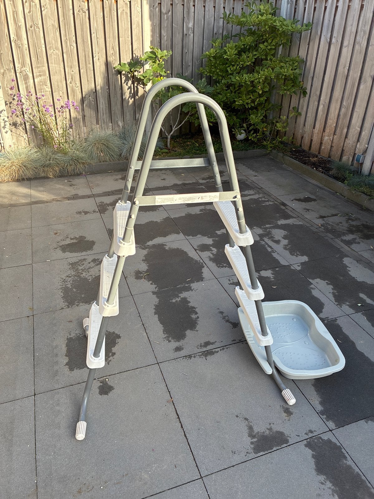 Intex zwembadtrap met afneembare treden en voetenbad, Ophalen, Gebruikt, Ladder