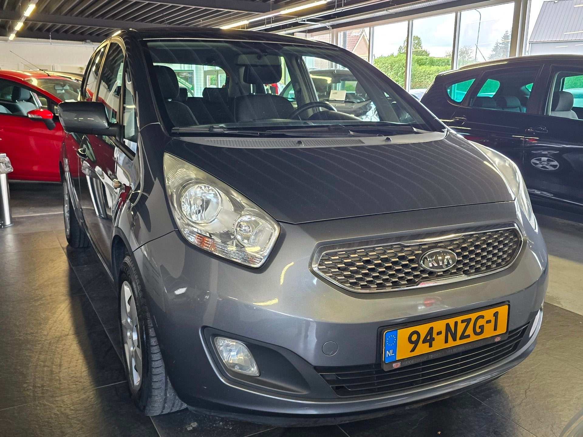 Kia Venga 1.4 CVVT X-tra/AIRCO/CRUISE/HOGE INSTAP/N.A.P/, Auto's, Voorwielaandrijving, Euro 5, Gebruikt, Zwart