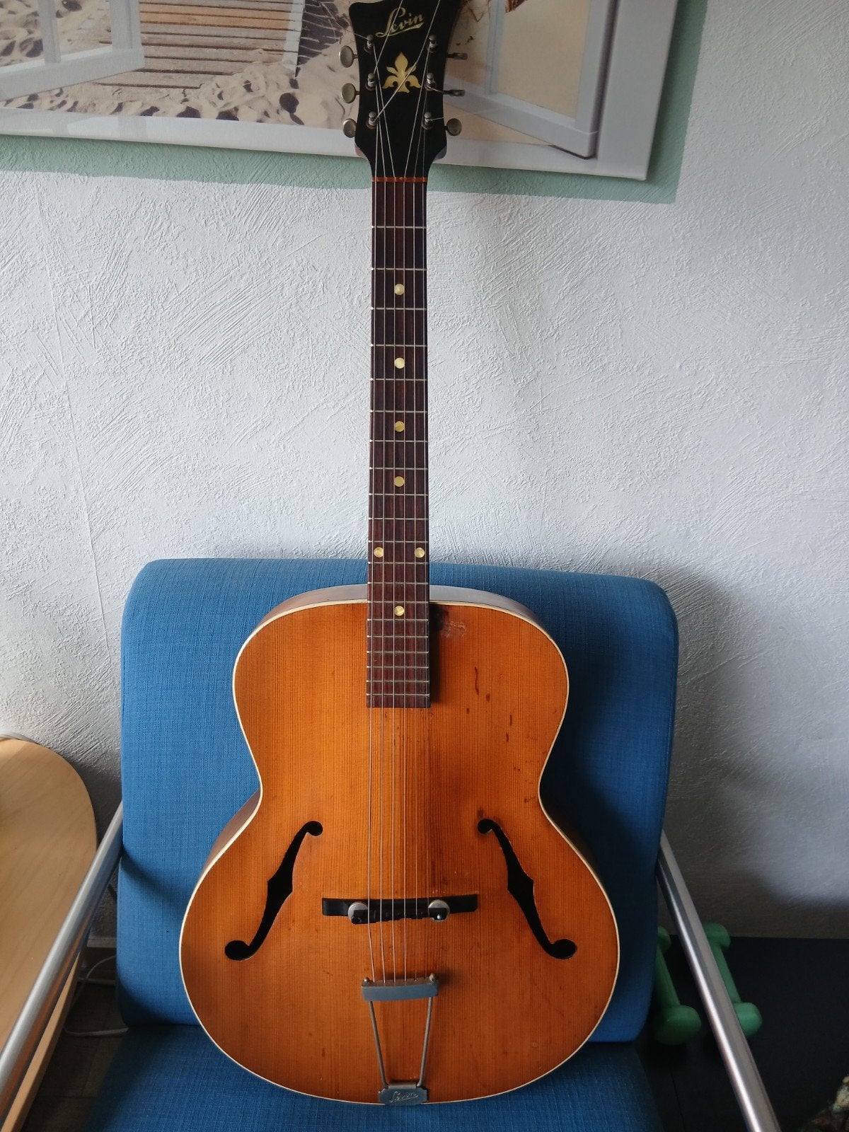 Levin Dans Sant Vintage Archtop gitaar, met element, Ophalen of Verzenden, Gebruikt, Overige typen, Met (piezo-)element