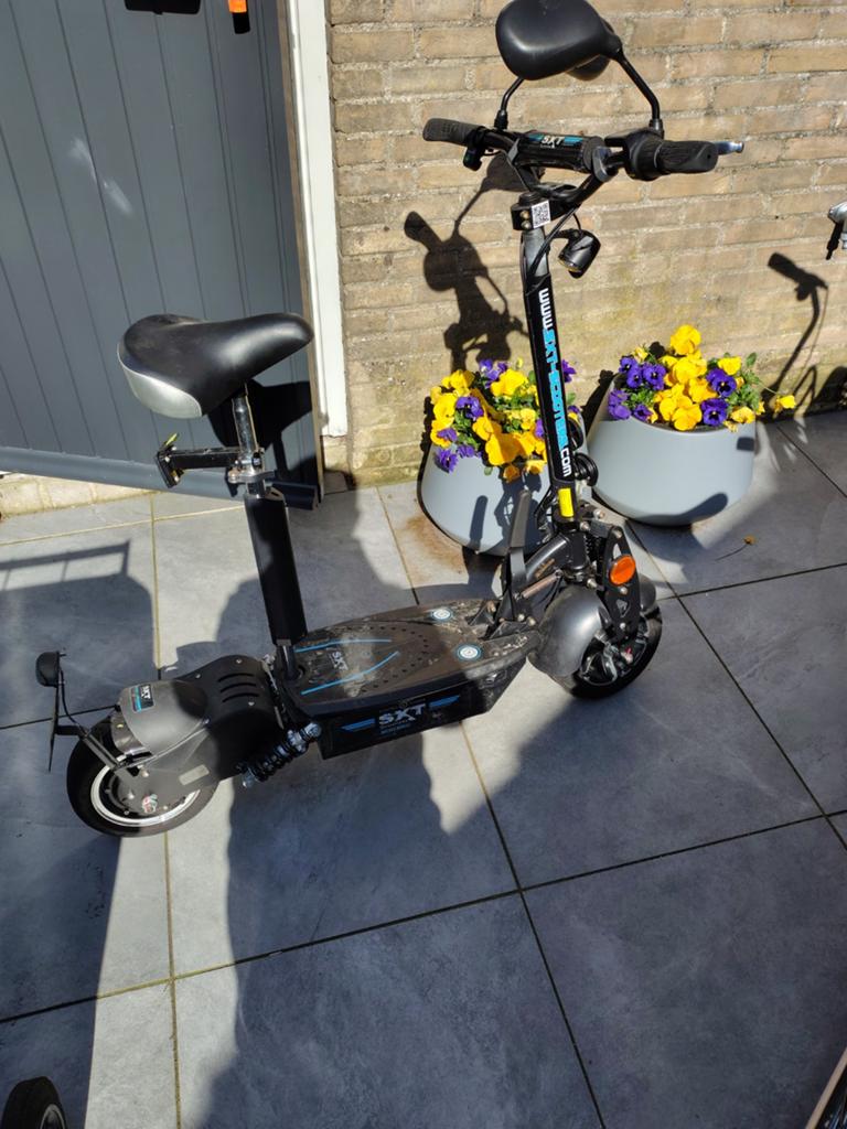 SXT Elektrische step met zadel - SXT Scooters 500 EEC, Ophalen