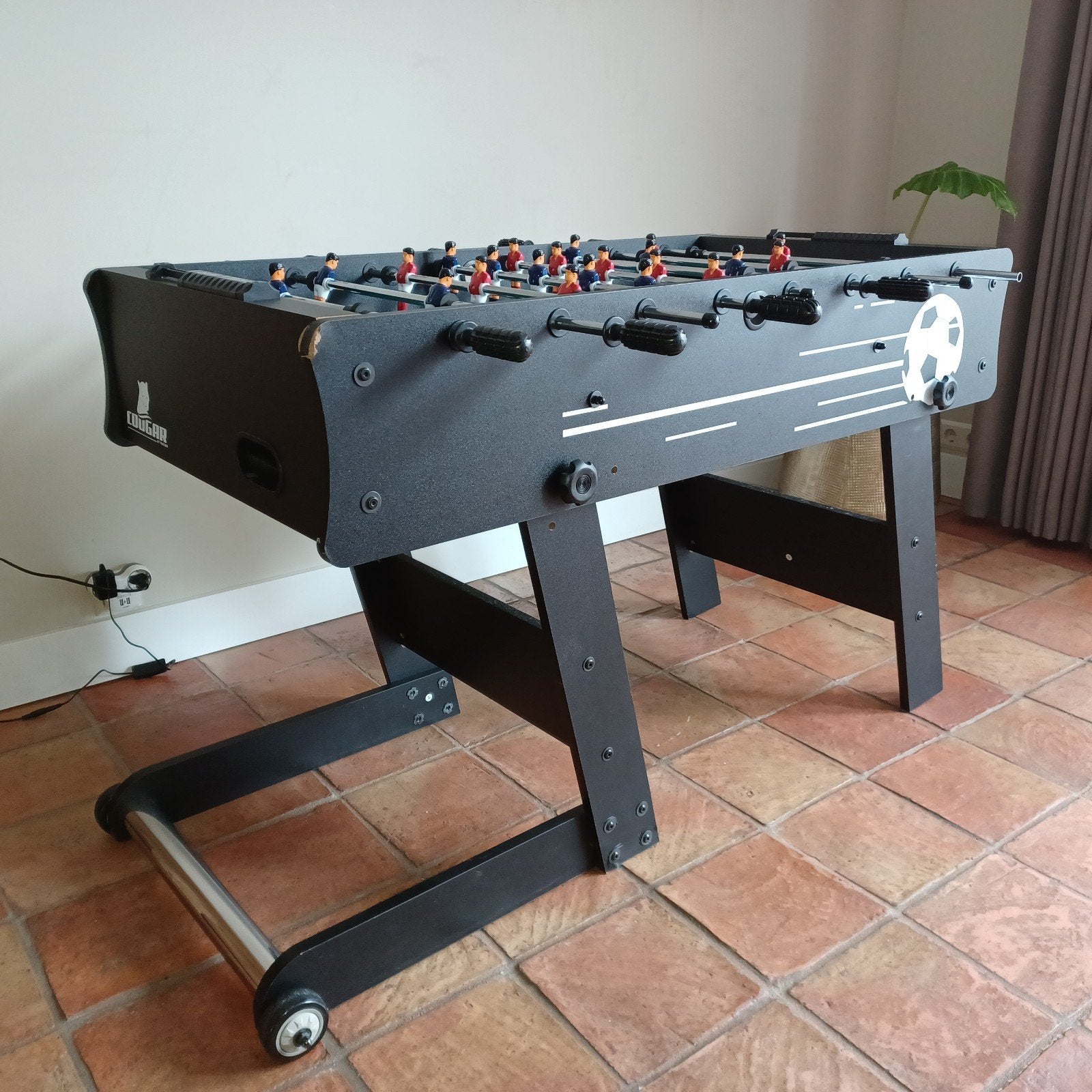 Hele goede voetbaltafel, Ophalen, Zo goed als nieuw