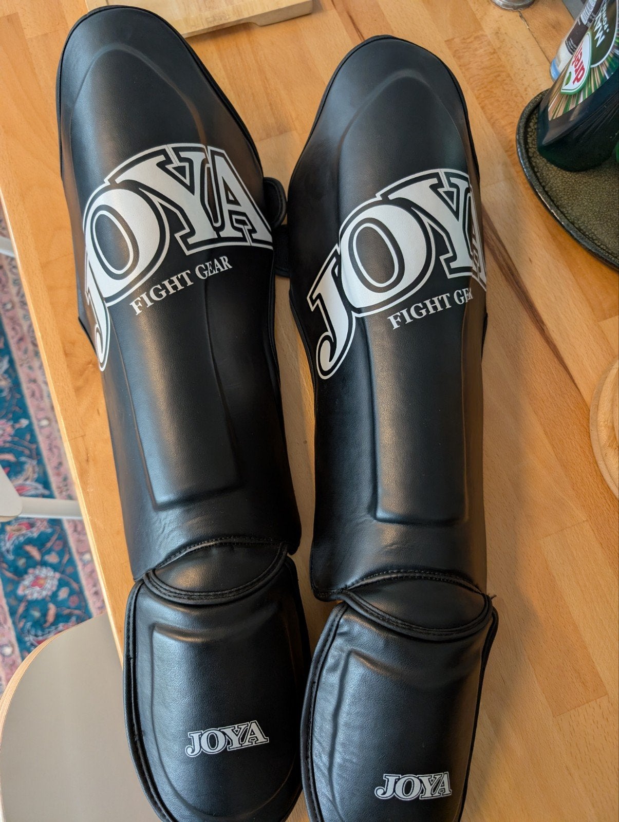 Joya Kickboksen Scheenbeschermers - Zwart, Sport en Fitness, Gebruikt, Overige, Vechtsportbescherming, Maat L