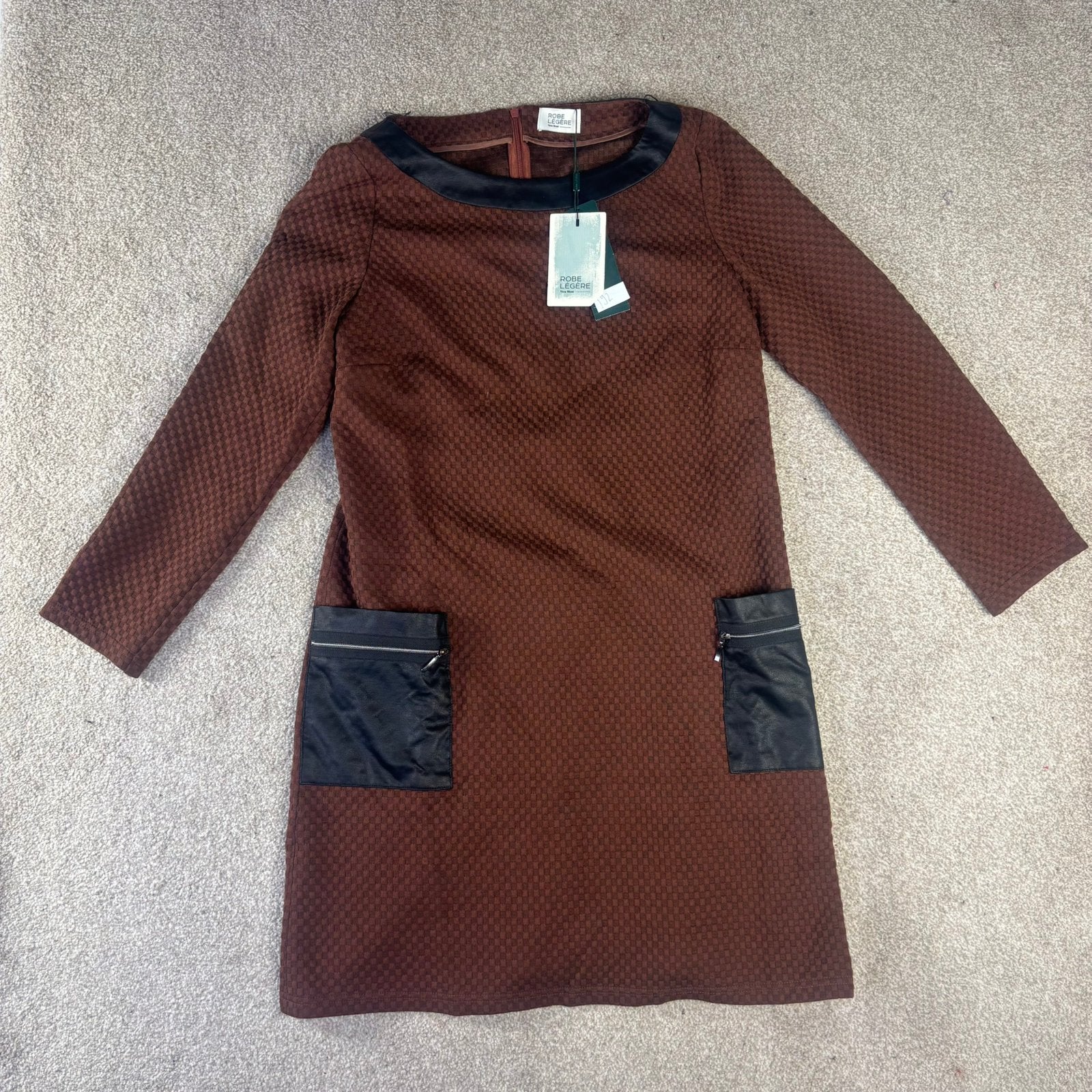 Robe Legere by Vera mont Maat 42 jurk NIEUW, Bruin, Thedroparchive.com, Maat 42/44 (L), Nieuw