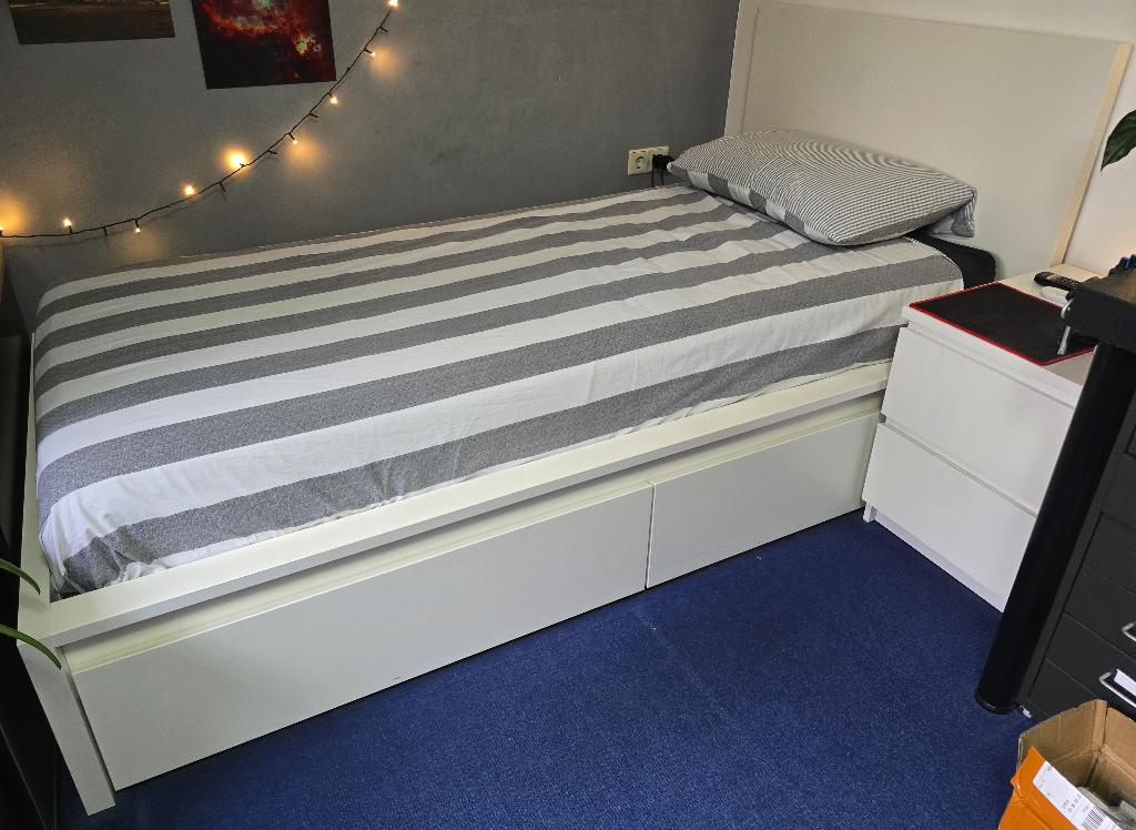 Ikea Malm bed wit 90 x 200 cm met 2 lades + matras, Ophalen, 90 cm, Eenpersoons, Modern, tijdloos