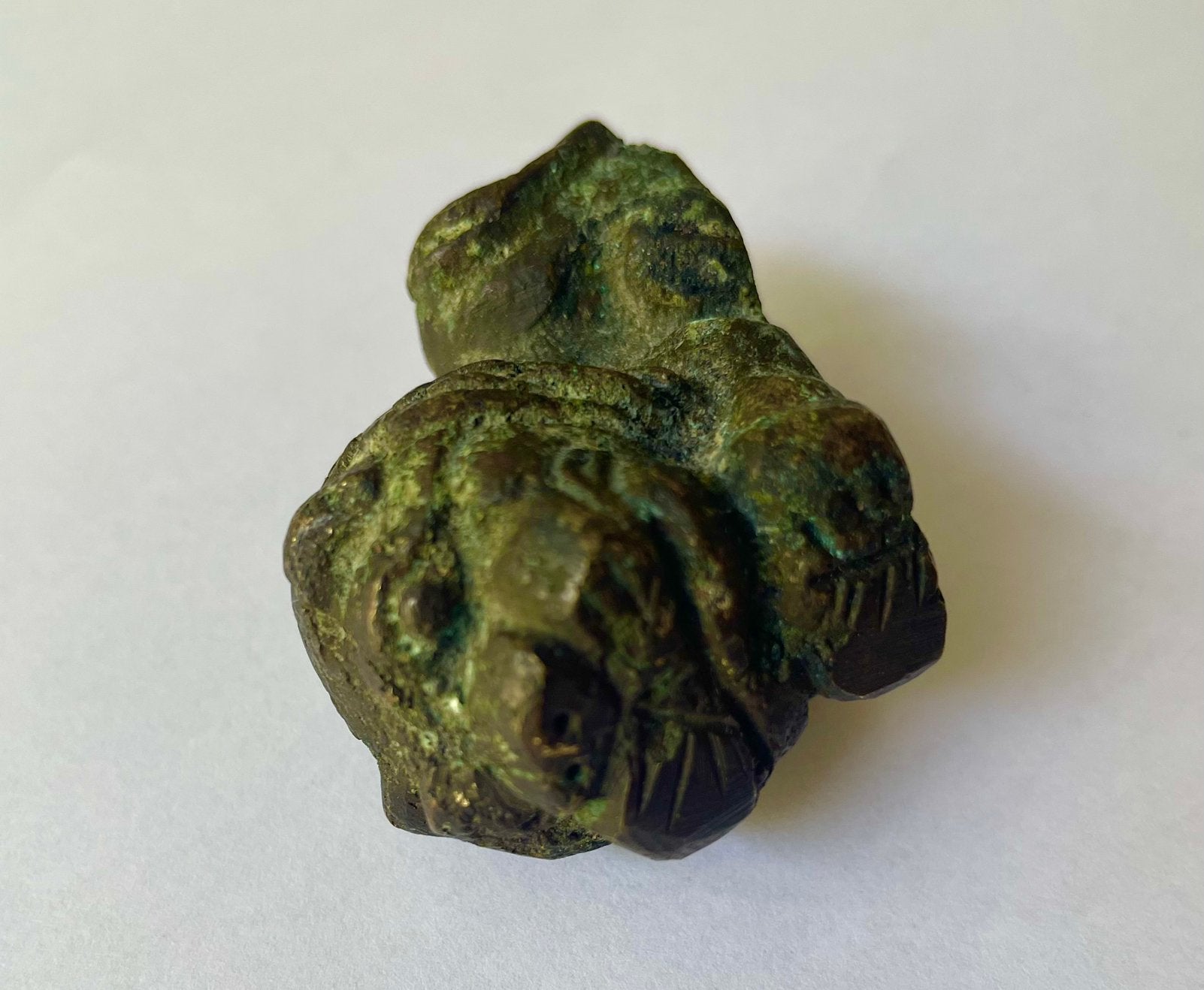 Bodemvondst -Romeins-liggende leeuwfiguur van brons, Antiek en Kunst, Ophalen of Verzenden
