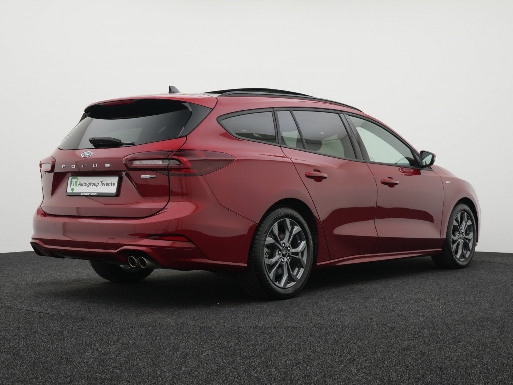 Ford Focus 1.0 Ecoboost automaat ST line X | Panoramdak | Af, 12 maanden, Stof, Gebruikt, Zwart