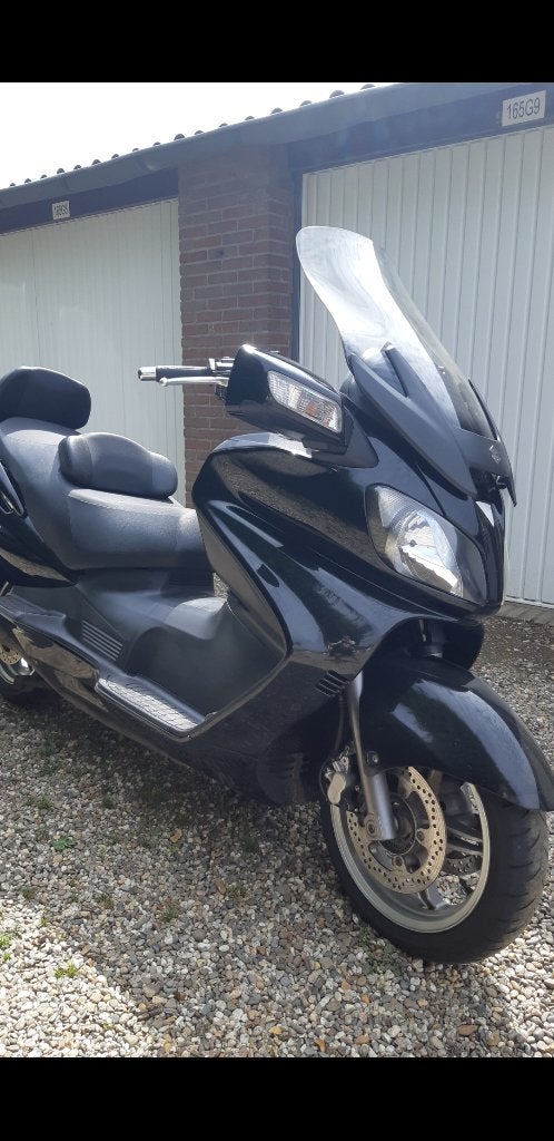 Suzuki Burgman An 650 Exe. IZGST. Ned. Motor, Motoren, Motoren | Suzuki, Gebruikt, Particulier, Meer dan 35 kW, Automaat