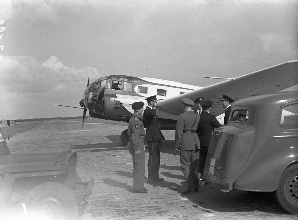 Luftwaffe luikje afkomstig toestel van prins Bernhard Siebel, Verzamelen, Verzenden, Luchtmacht, Duitsland