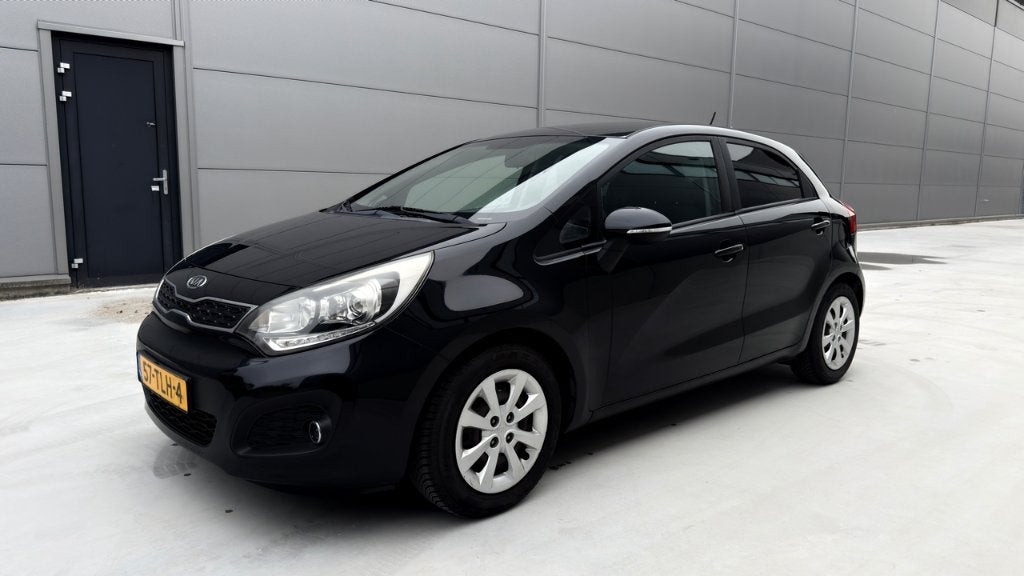 Kia Rio 1.2 I 5DRS 2012 Zwart, Auto's, Kia, Euro 5, 4 cilinders, Zwart, Origineel Nederlands
