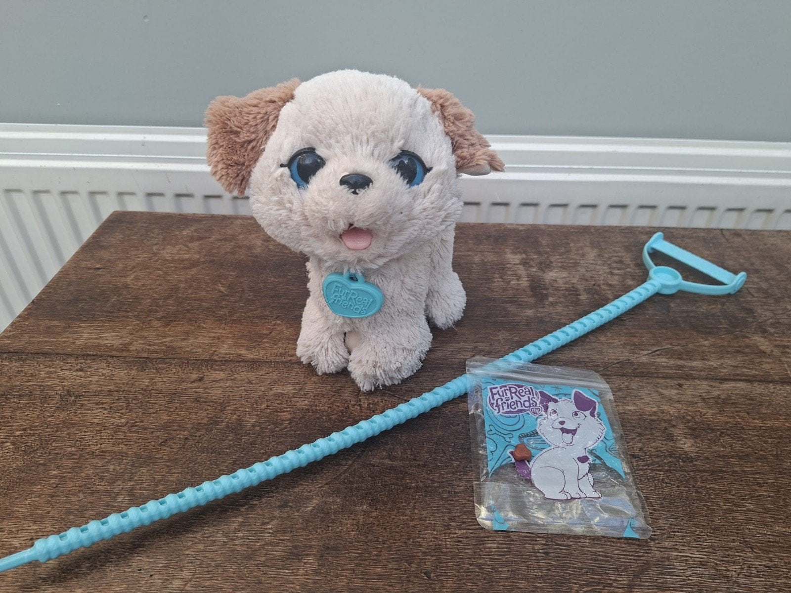 FurReal Friends interactieve hond met riem, Gebruikt, Overige merken, Overige karakters, Klein (minder dan 20 cm)