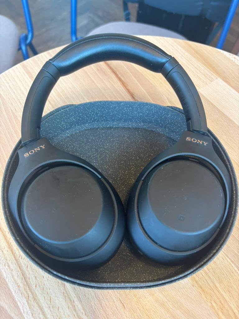 Sony WH-XM1004, Ophalen of Verzenden, Zo goed als nieuw, Sony