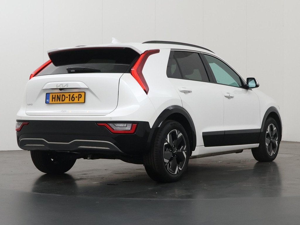 Kia Niro EV Plus 64.8 kWh | Schuif / Kanteldak | Stoel/Stuur, Auto's, Kia, Gebruikt, 750 kg, 1657 kg, Wit