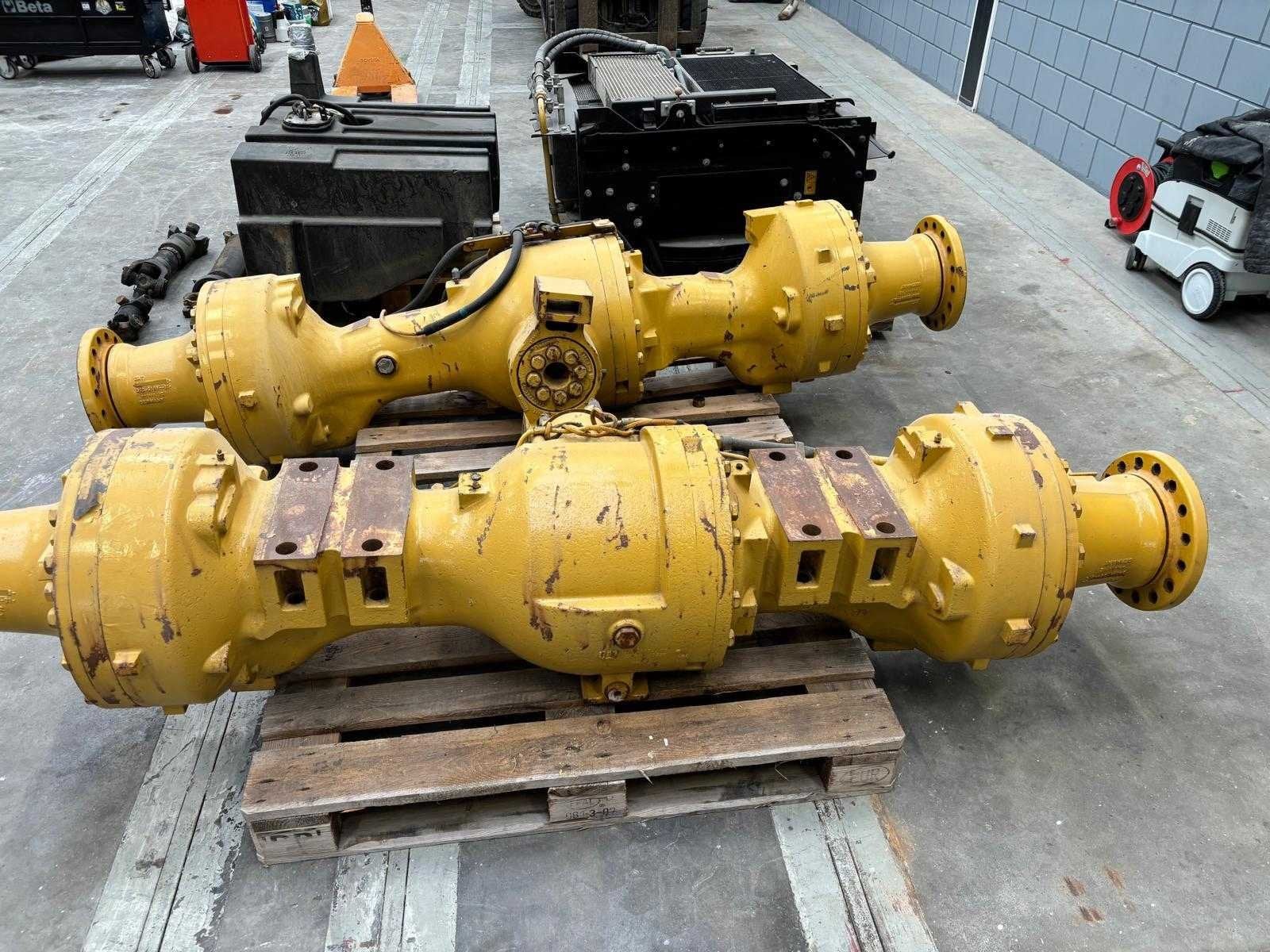Caterpillar - 938M Assen met toebehoren - Shovel en wiellade, Wiellader of Shovel