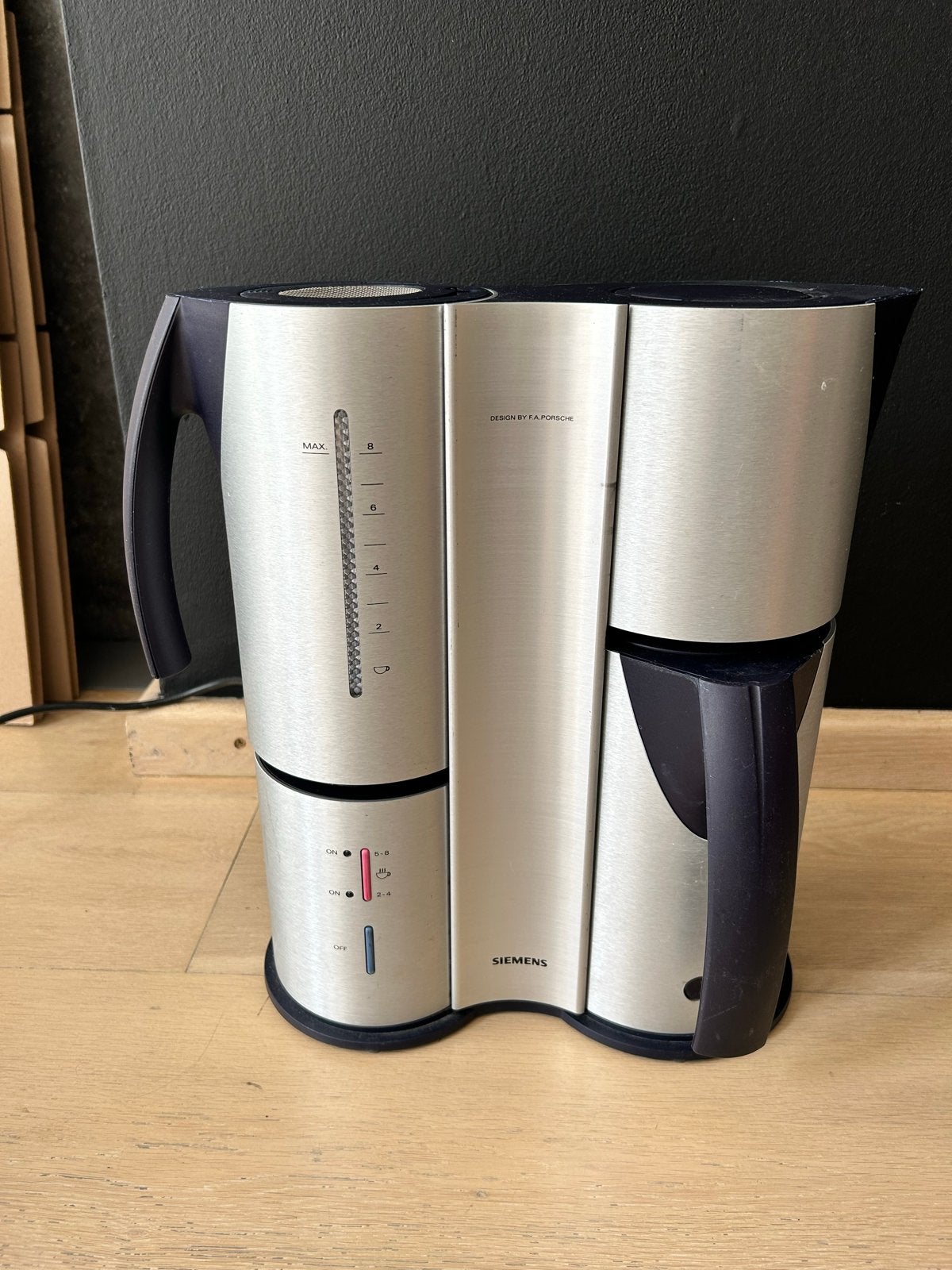 Siemens koffiezetapparaat met thermoskan - Design by Porsche, Witgoed en Apparatuur, Gebruikt, Koffiemachine, Gemalen koffie, Ophalen of Verzenden