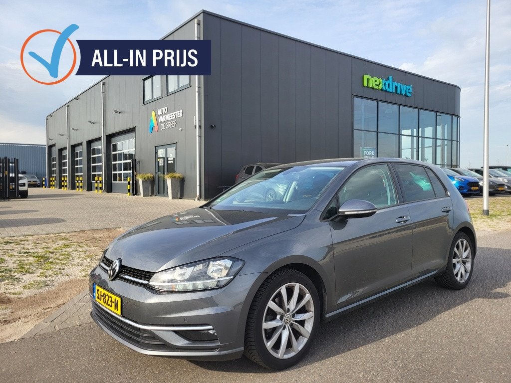 Volkswagen Golf 1.0 TSI 110 pk Automaat Comfortline Business, Auto's, 12 maanden, Gebruikt, Euro 6, 620 kg