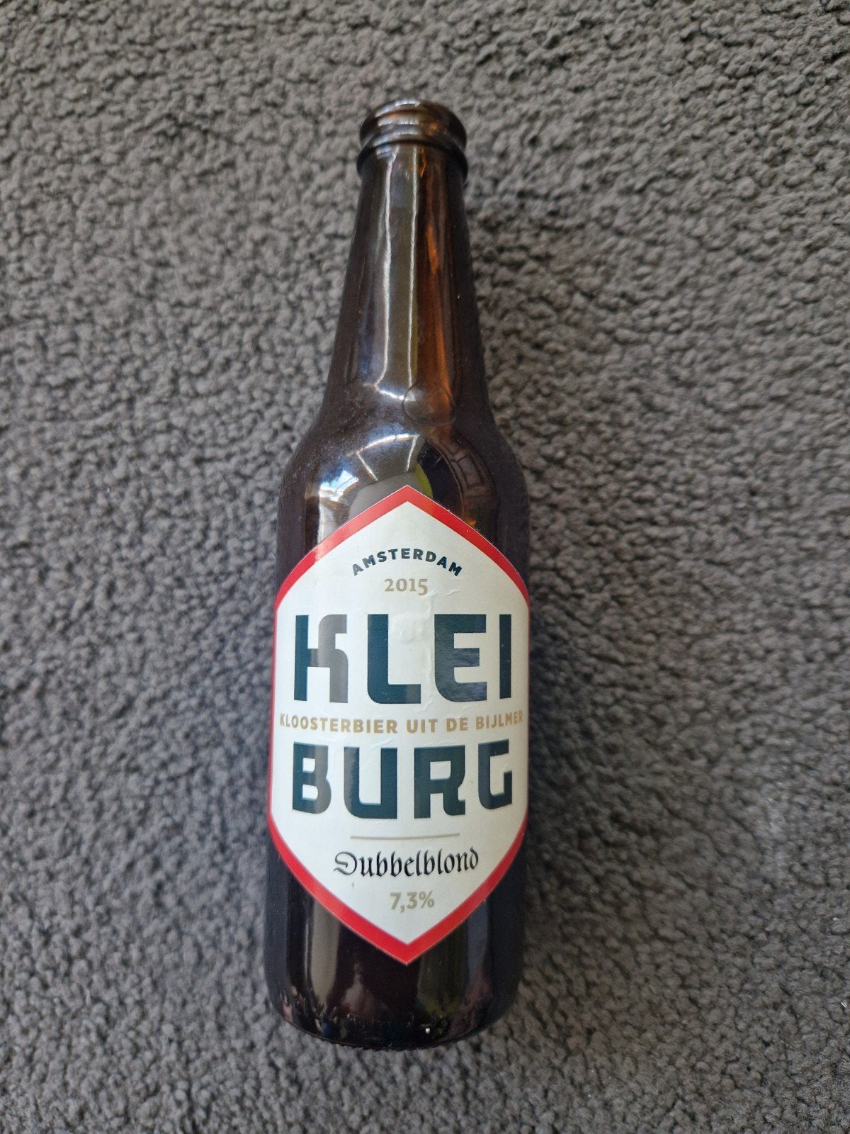 1 van de eerste Kleiburg bieren, Verzamelen, Biermerken, Ophalen of Verzenden, Gebruikt, Flesje(s), Overige merken