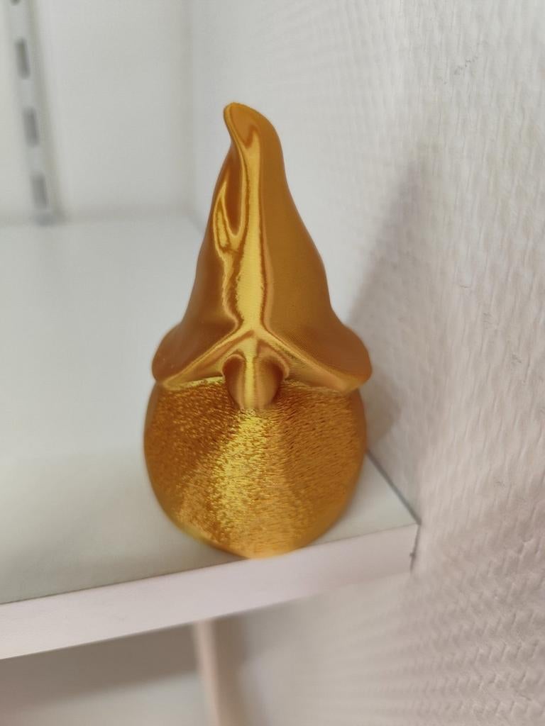 Unieke 3D geprinte gouden kabouter - Decoratief beeldje, Nieuw, Kunststof, Ophalen of Verzenden, Goud