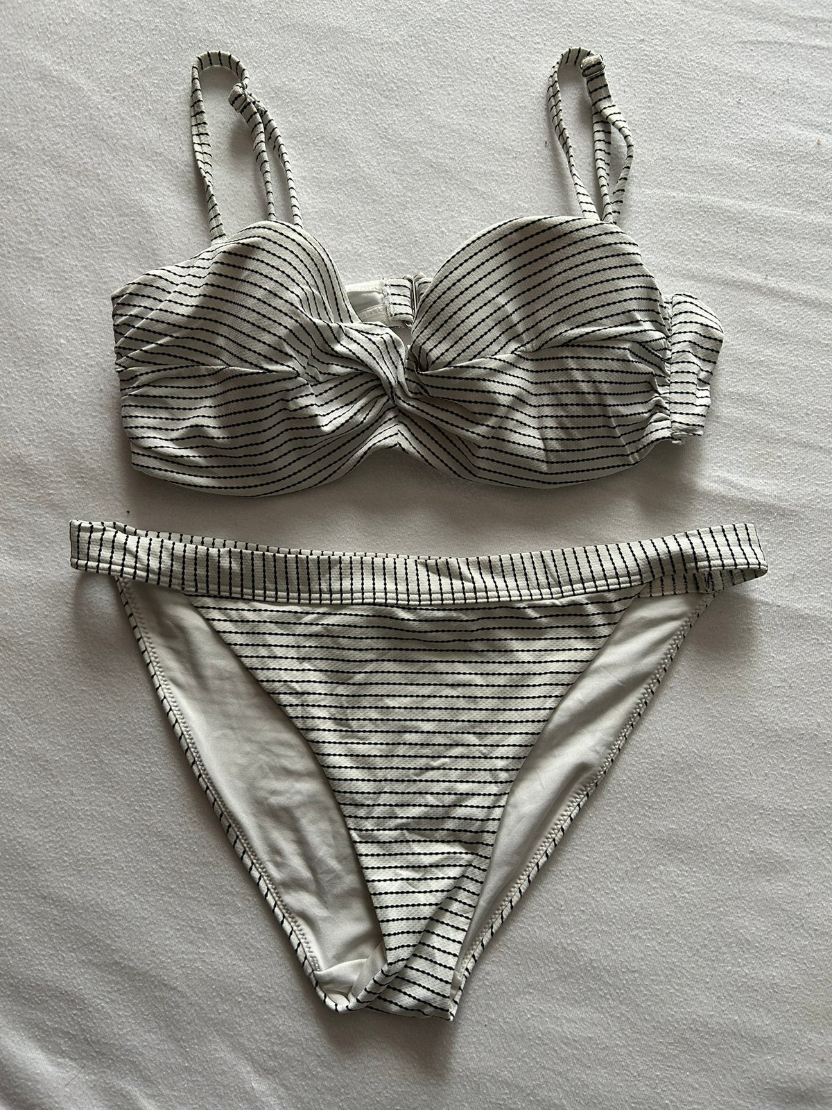 Gestreepte Bikini - Zo goed als nieuw, maat S, Ophalen of Verzenden, Zo goed als nieuw, Bikini