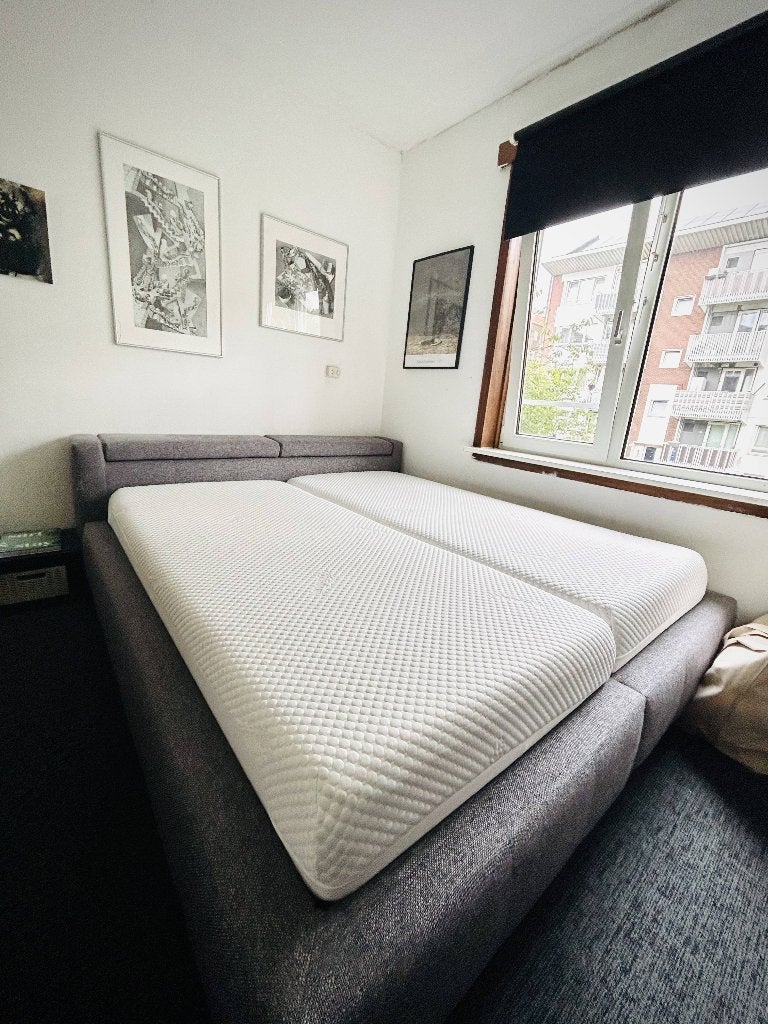 Gestoffeerd bed incl 2x Tempur Matras & Tempur bodem, Huis en Inrichting, Slaapkamer | Bedden, Ophalen, Gebruikt, Tweepersoons