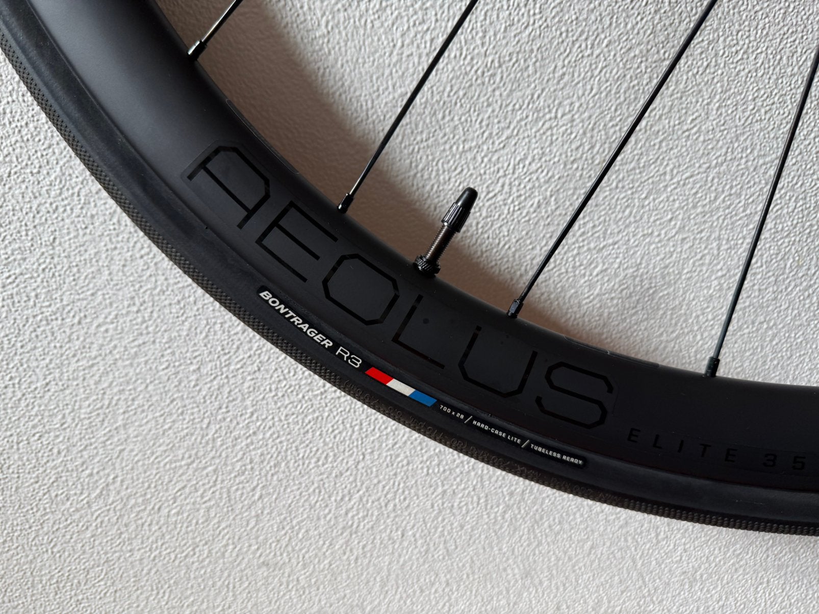 Te koop, nieuwe Bontrager Aeolus Elite 35 TLR carbon wielset, Ophalen, Racefiets, Carbon