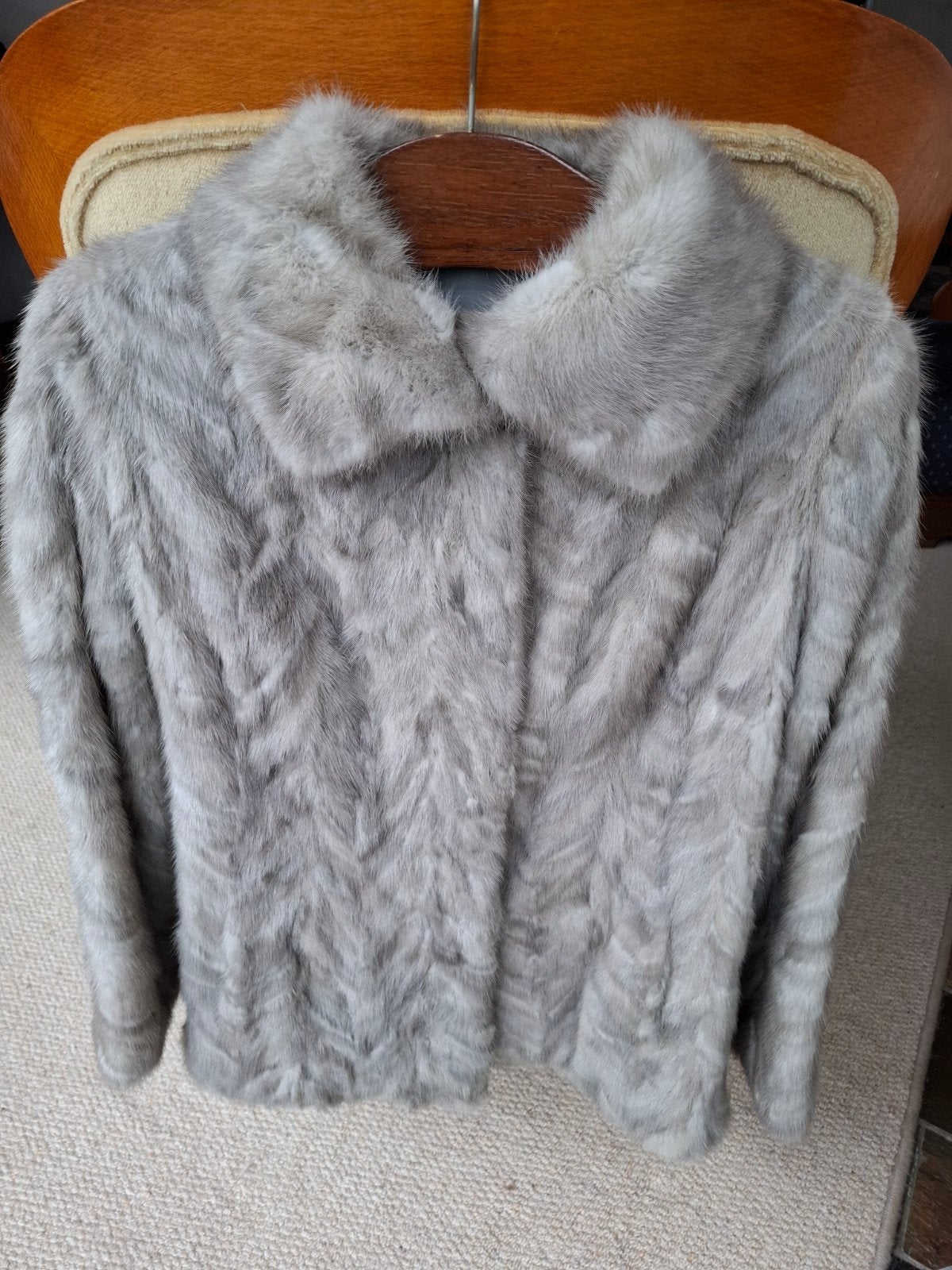 Vintage bontjas, maat 38, Kleding | Dames, Ophalen of Verzenden, Zo goed als nieuw, Maat 38/40 (M), Grijs