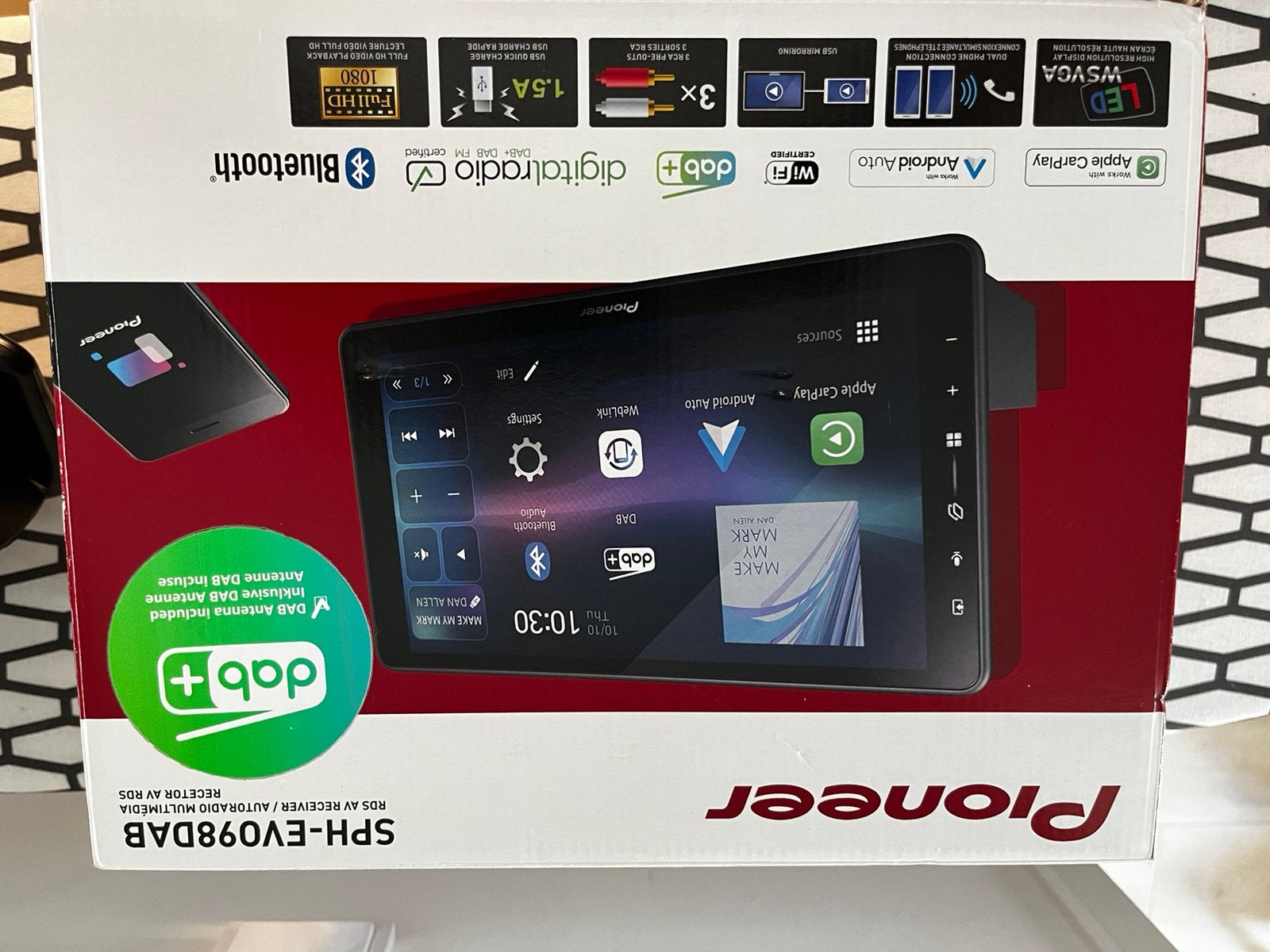 Pioneer SPH-EVO89DAB met nieuwe camera, Auto diversen, Autoradio's, Ophalen of Verzenden, Zo goed als nieuw