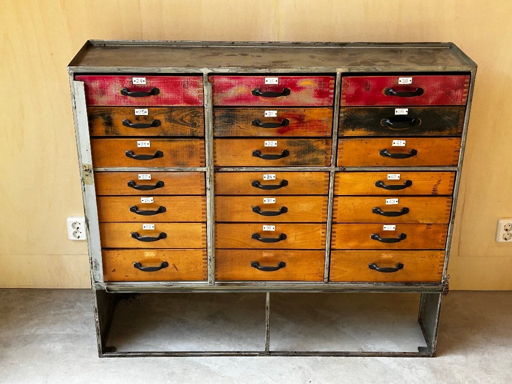 Vintage industriële ladenkast | apothekerskast, Overige houtsoorten, Gebruikt, 100 tot 150 cm, 5 laden of meer