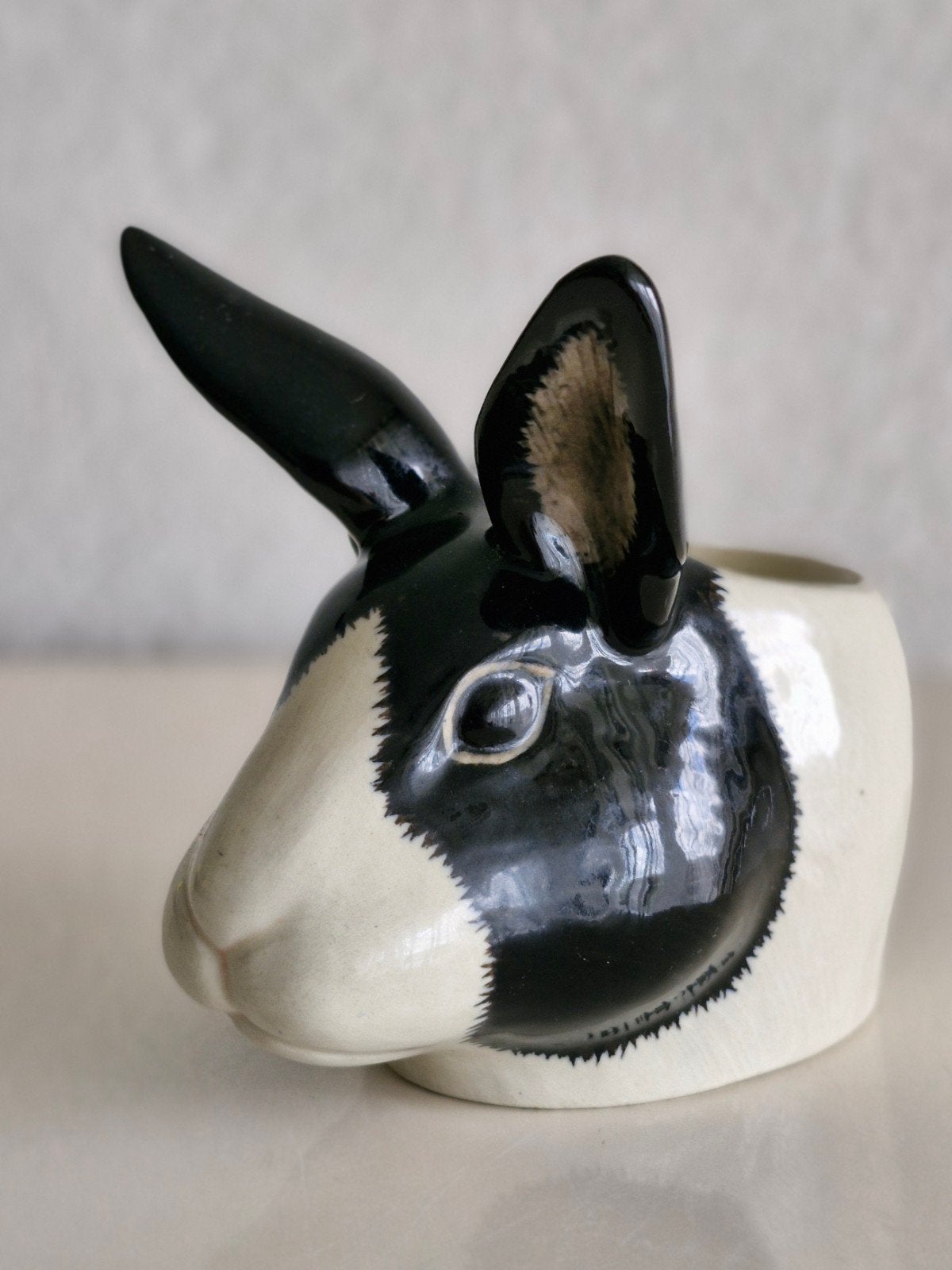 Quail eierdop Konijn groot, Huis en Inrichting, Keuken | Servies, Zo goed als nieuw, Kop(pen) en/of Schotel(s), Overige stijlen