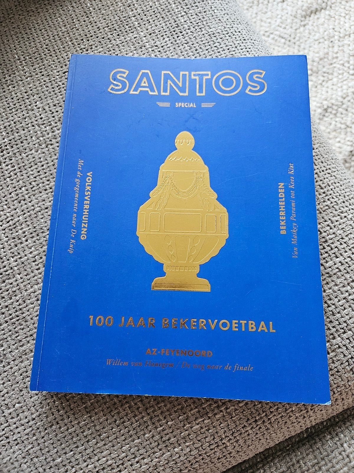 Feyenoord / AZ Santos Special: 100 Jaar Bekervoetbal, Ophalen of Verzenden, Zo goed als nieuw, Diverse auteurs, Balsport