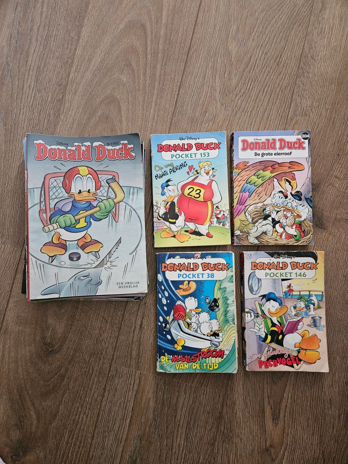 20 Donald duckjes en 4 Donald duck pockets, Meerdere stripboeken, Ophalen of Verzenden, Zo goed als nieuw