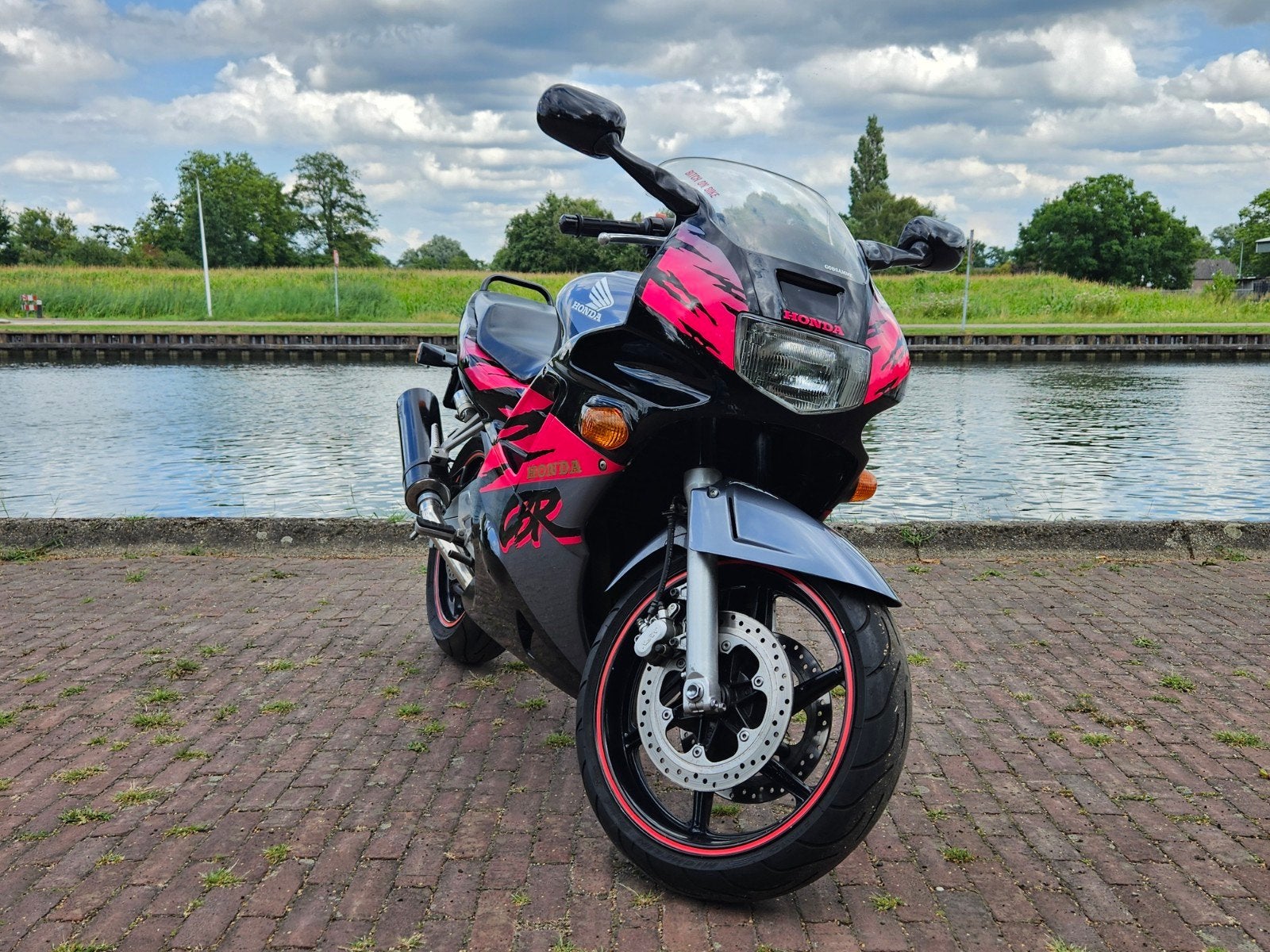 Honda CBR 600F - Sportieve motor met opvallende look, Particulier