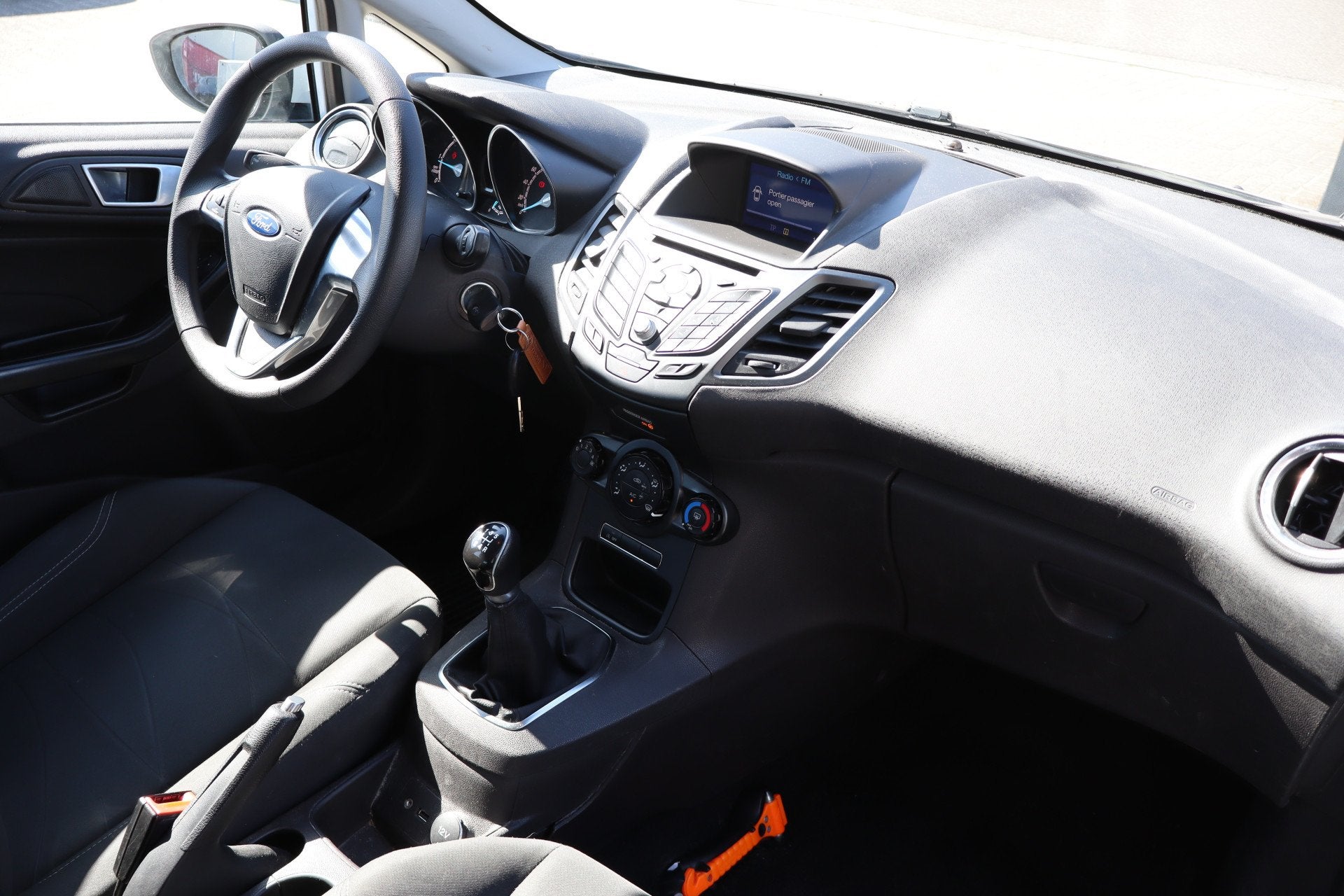 Ford Fiesta 1.6 TDCi Airco/Navigatie/Bluetooth MEENEEMPRIJS/, Auto's, Ford, Voorwielaandrijving, Stof, Gebruikt, 4 cilinders