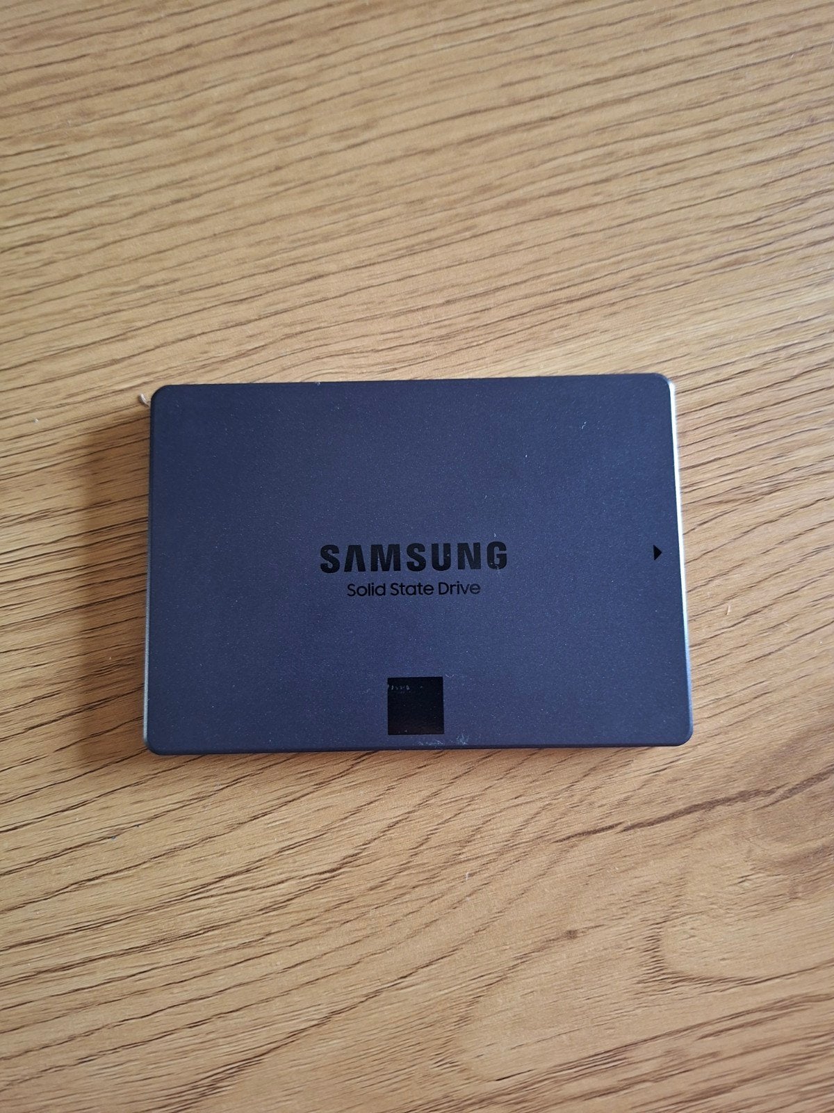 Samsung SSD 870 QVO 4TB SATA III - Zo goed als nieuw, Computers en Software, Ophalen, Intern, Server, Zo goed als nieuw