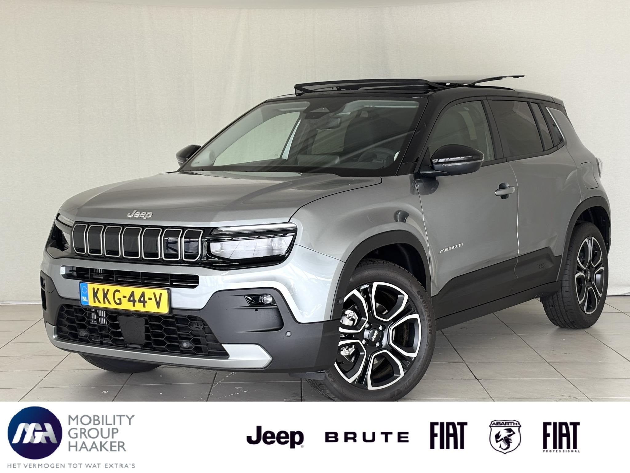 Jeep Avenger 1.2 e-Hybrid Summit | Apple/Android | Panoramad