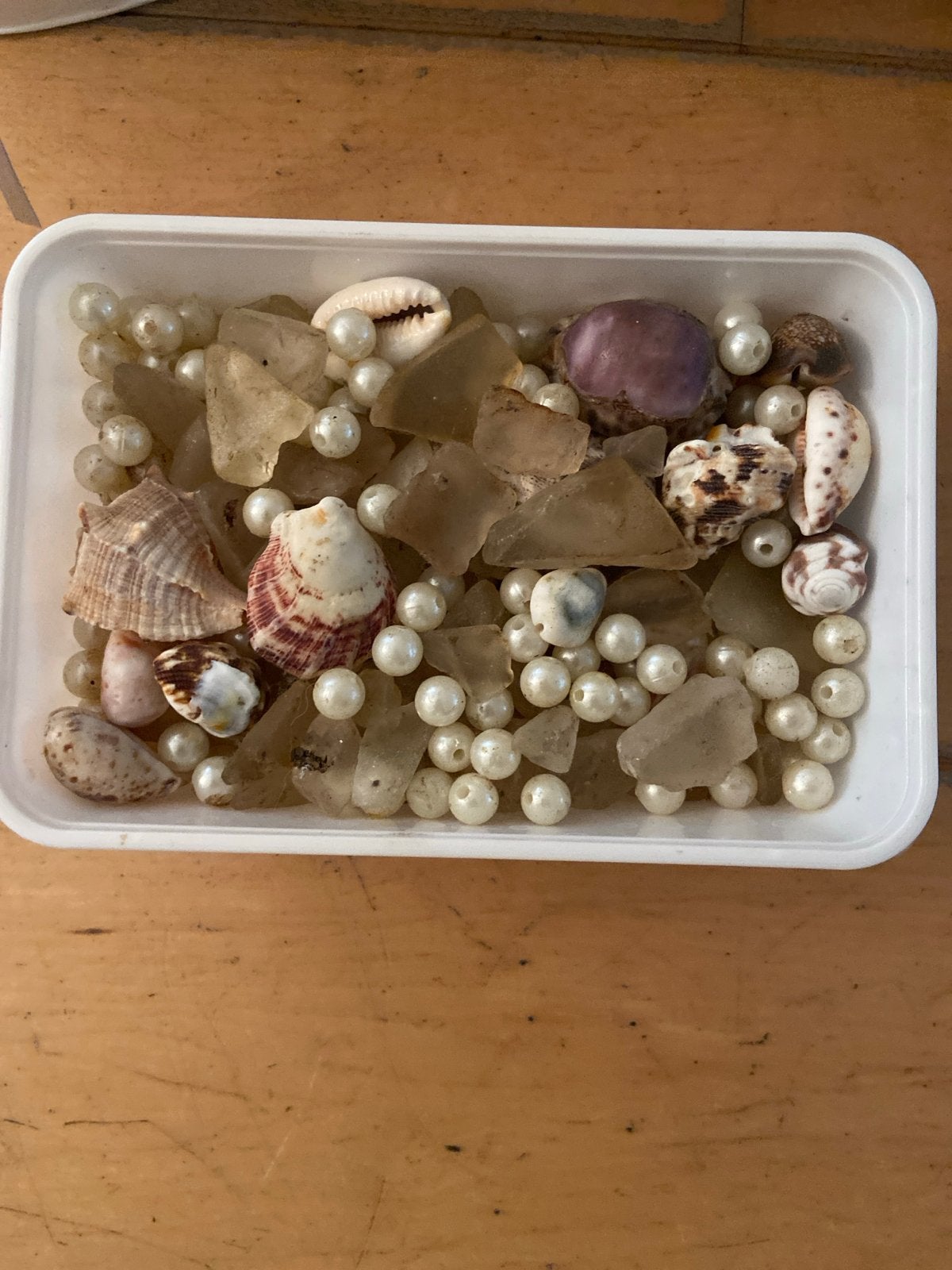 Bal met gladgestreken kraaltjes en schelpjes, Hobby en Vrije tijd, Ophalen, Gebruikt, Kraal