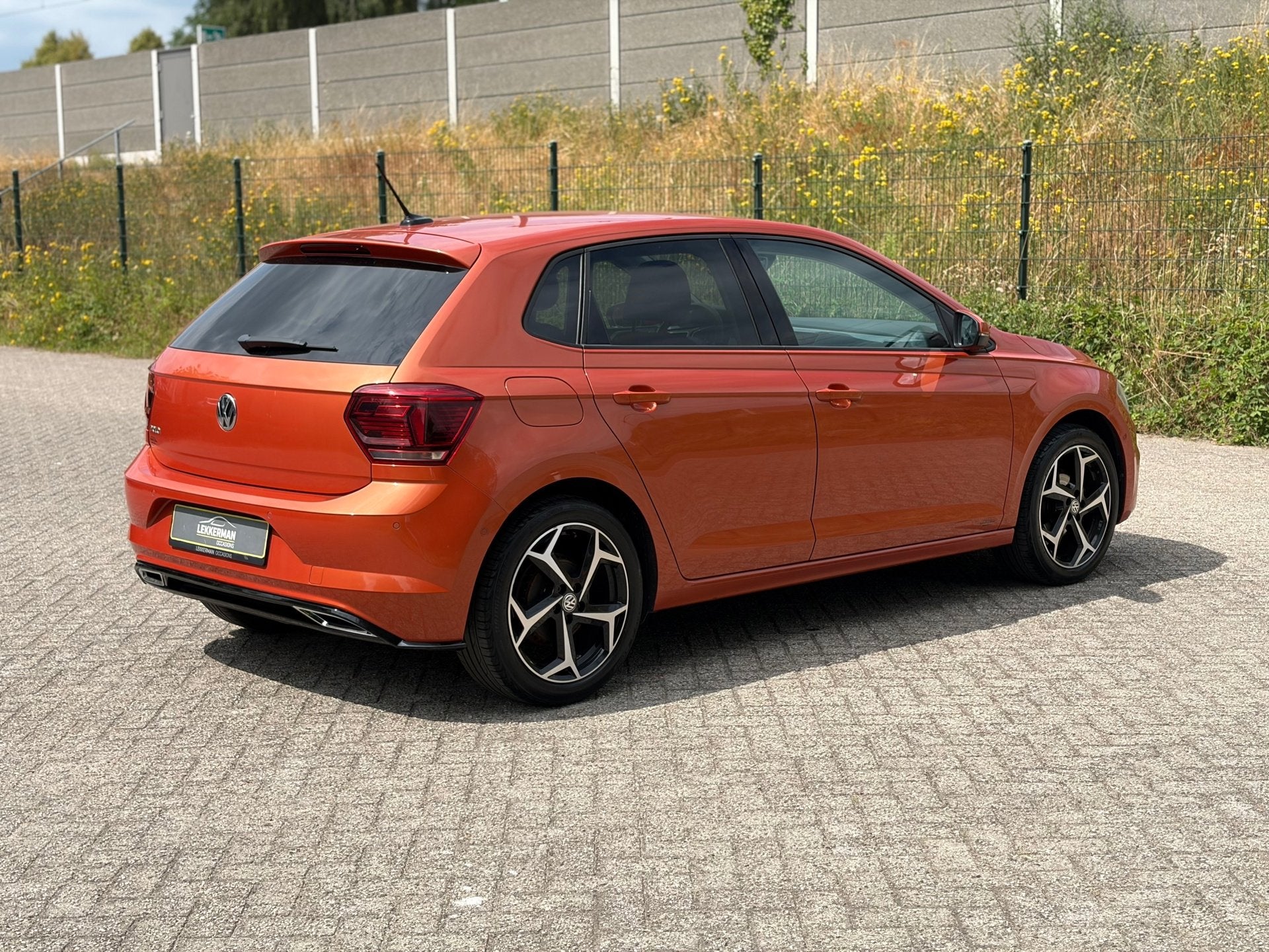 Volkswagen Polo 1.0 TSI Highline DSG I LED CARPLAY I PDC I C, Auto's, Volkswagen, Gebruikt, Automatische klimaatregeling, Origineel Nederlands