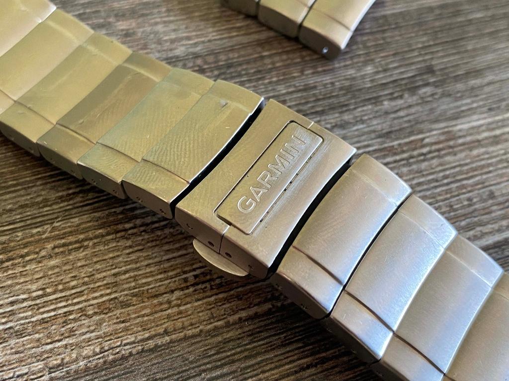 25050 Nieuwe Garmin Marq Hybride Tit./Sil. Polsband (22mm), Garmin Nederland BV, https://support.garmin.com/nl-NL/, Garmin, Bramenberg 9-3 3755 BT Eemnes