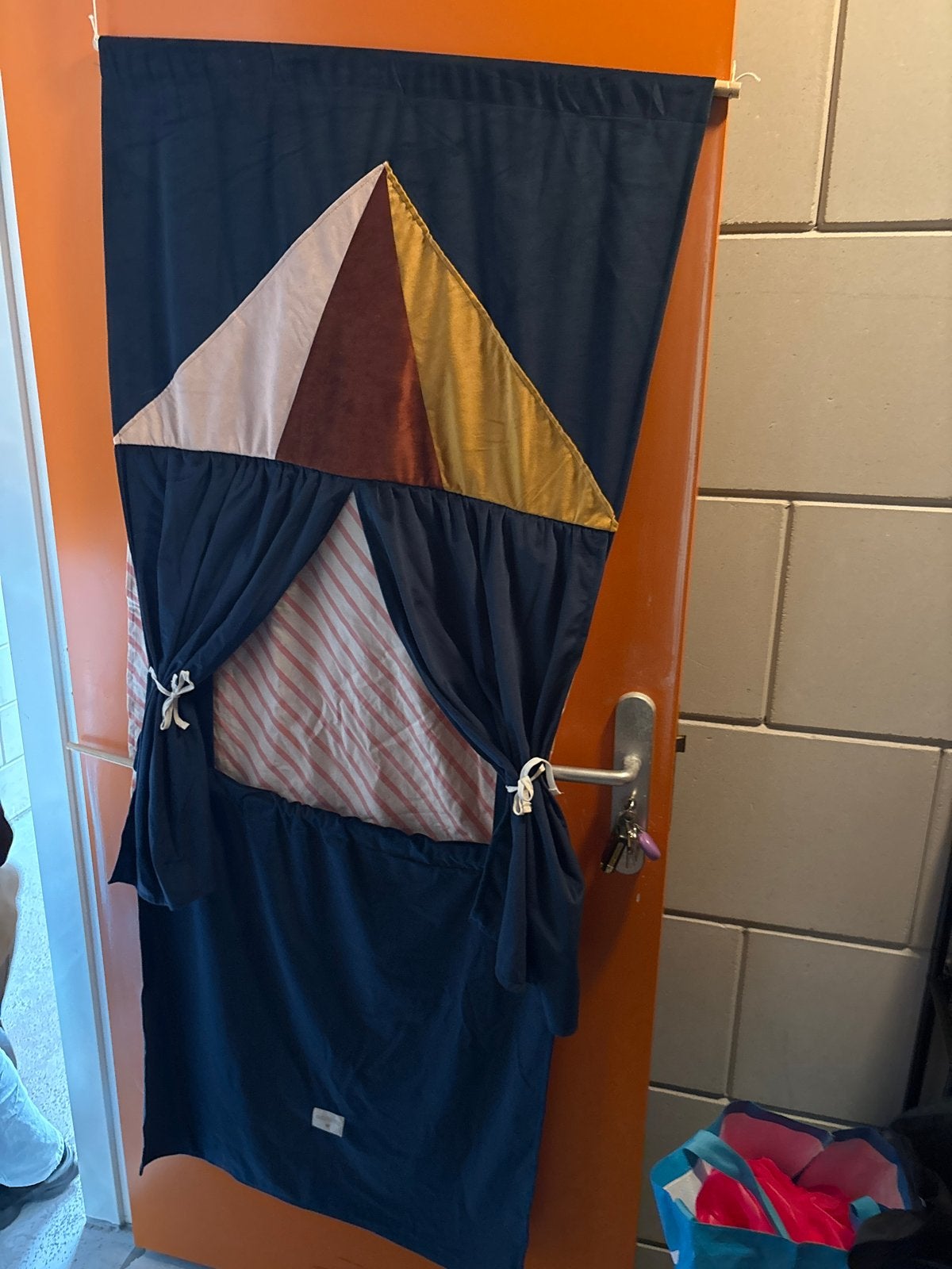 Poppenkast doek voor aan de deur - Speelplezier gegarandeerd, Ophalen of Verzenden, Nieuw, Jongen of Meisje