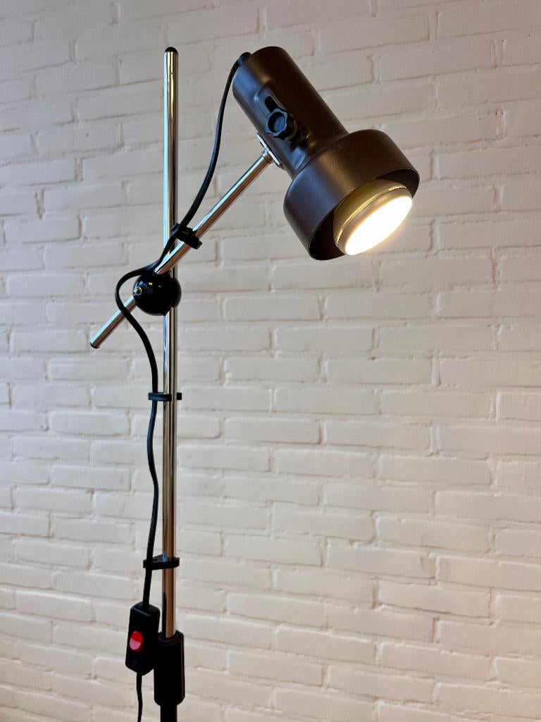 💡 Erco Leuchten vintage vloerlamp - Roger Tallon ✨, Post Modern / Industrieel Design, Gebruikt, Ophalen of Verzenden, Metaal
