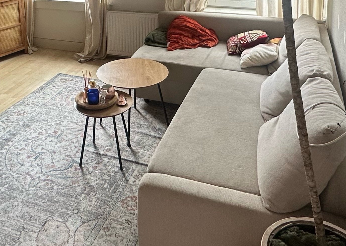 IKEA Slaapbank, Tapijt en Tafeltjes - Complete Set, Ophalen, Gebruikt