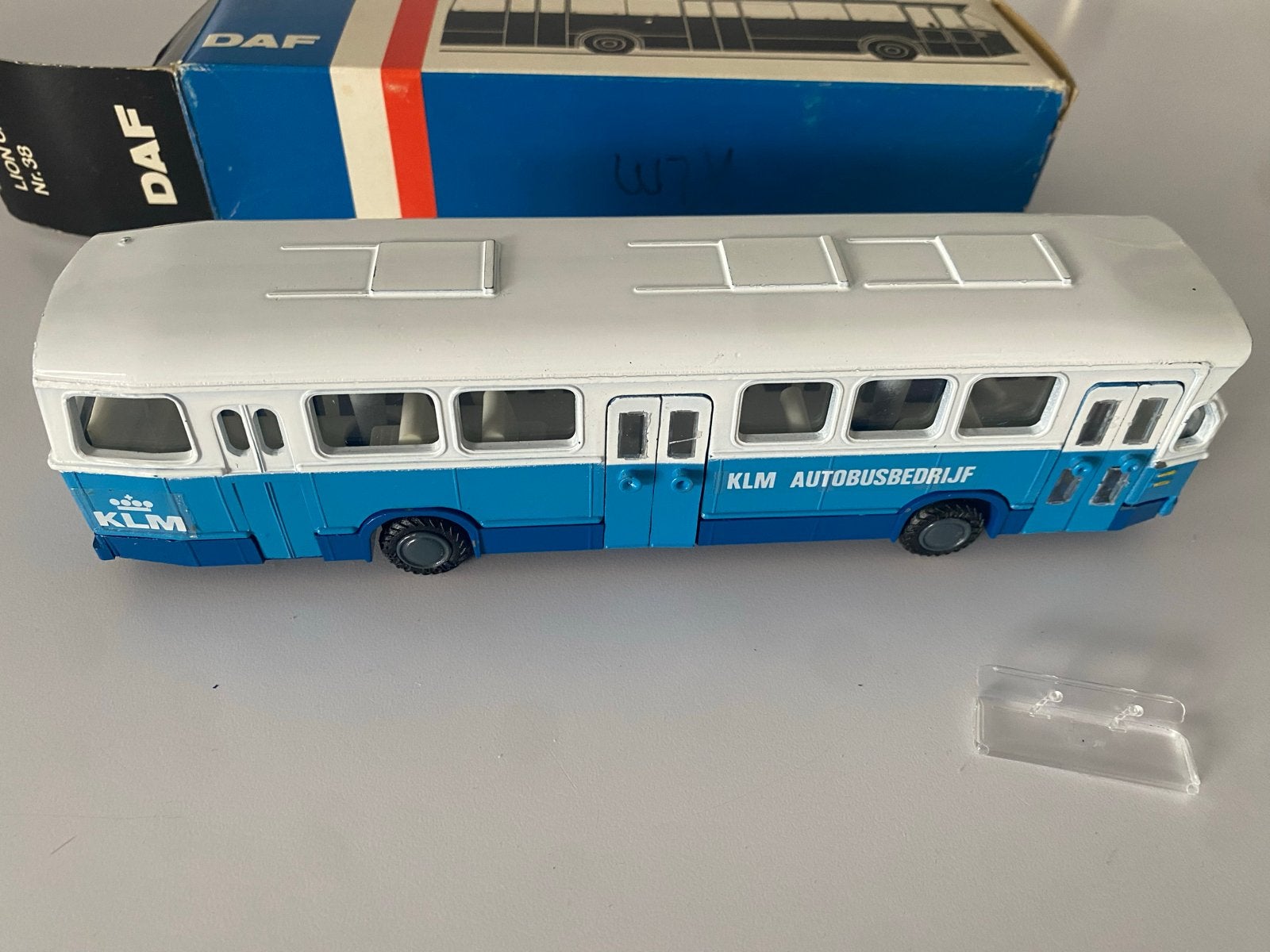 Collectorsitem! KLM bus van DAF, zo goed als nieuw, Ophalen, Zo goed als nieuw