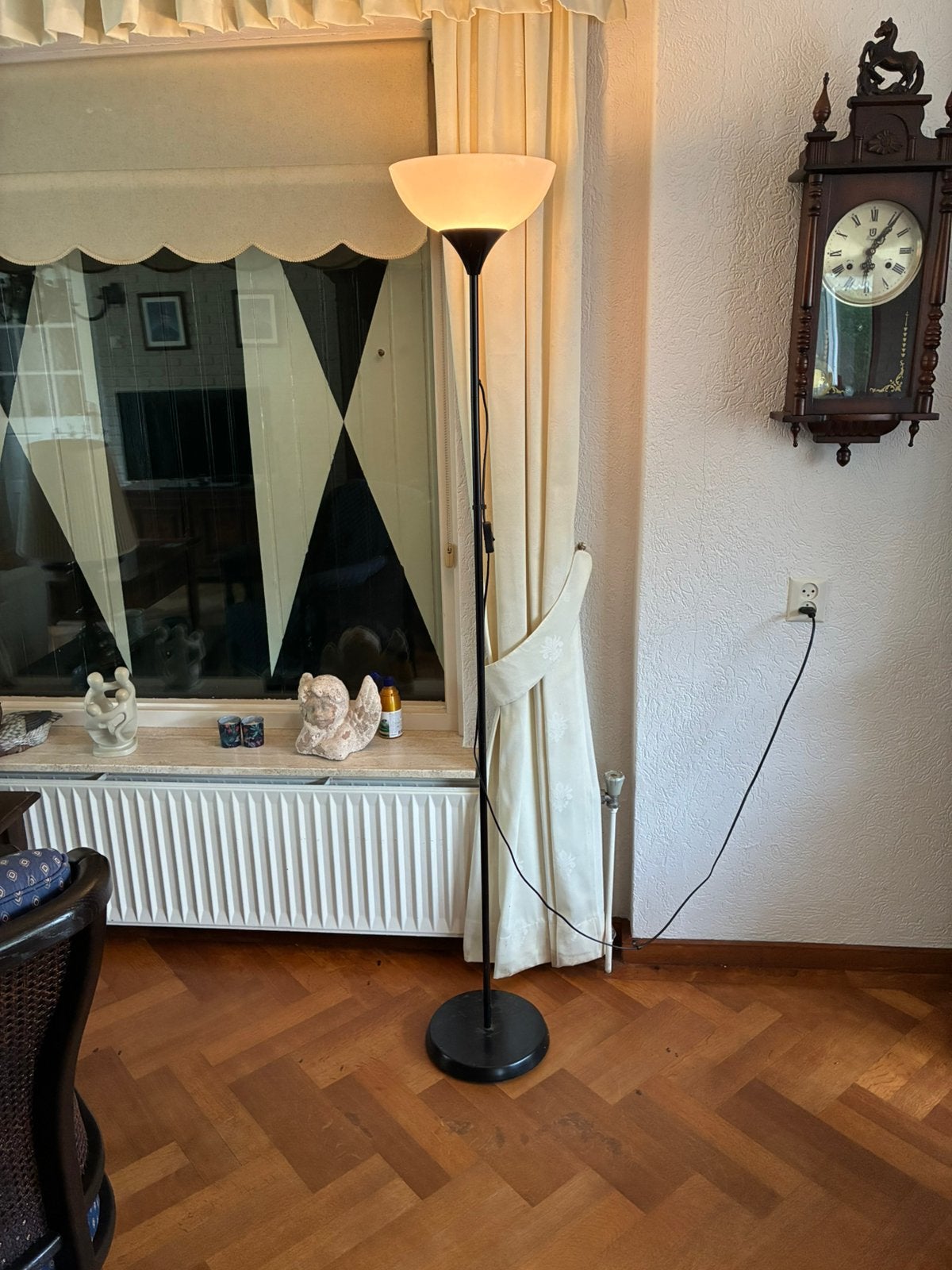2 staande lampen op voet., Huis en Inrichting, Ophalen, Gebruikt, Glas, 150 tot 200 cm