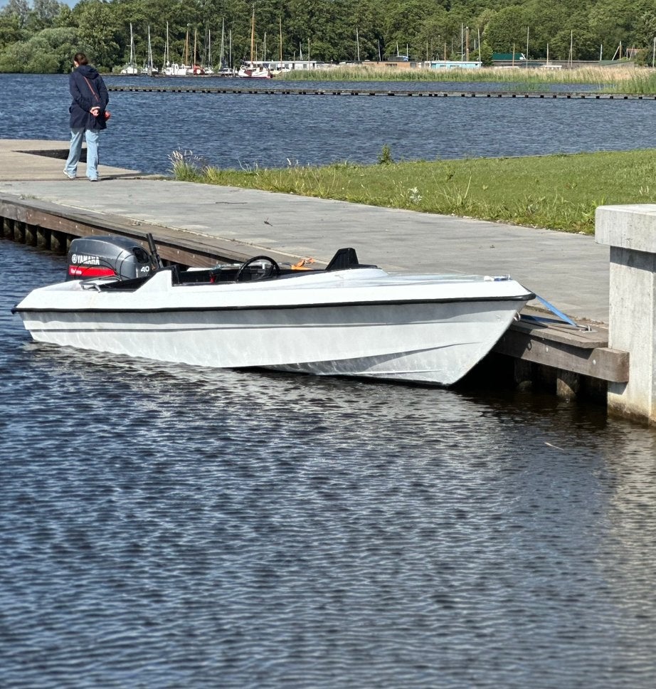 BOOT TE HUUR GRONINGEN ZUIDLAARDERMEER!GEEN VAARBEWIJS NODIG, Watersport en Boten, Ophalen of Verzenden, Overige typen, Motorboot