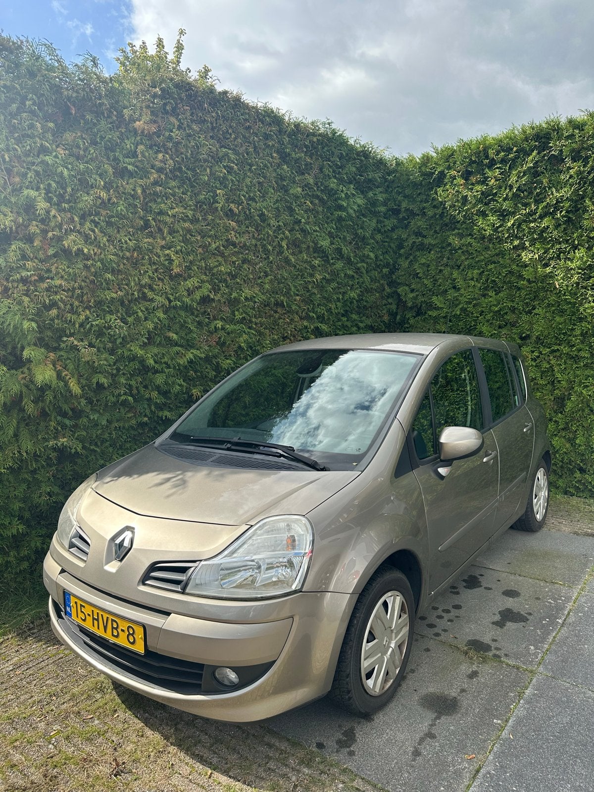 Renault Grand Modus 1.6 16V AUT 2009 Beige, 65800 km, Auto's, 4 cilinders, 1210 kg, Beige, Origineel Nederlands