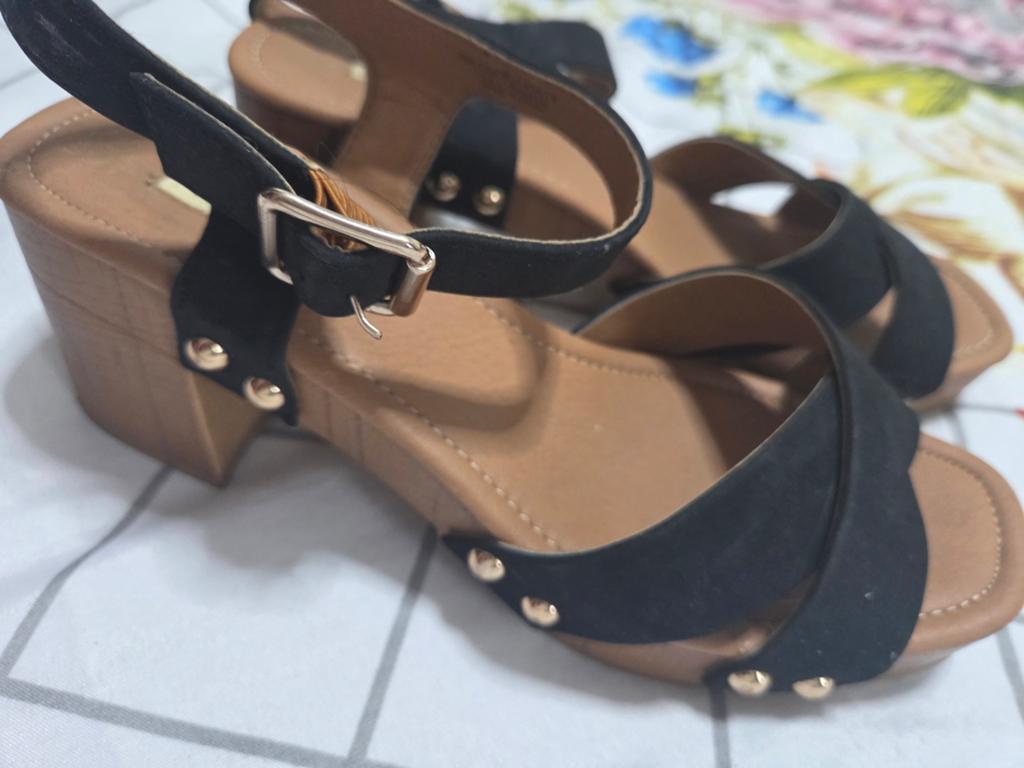 Sandalen 38, Primark, Zwart, Zo goed als nieuw, Sandalen of Muiltjes