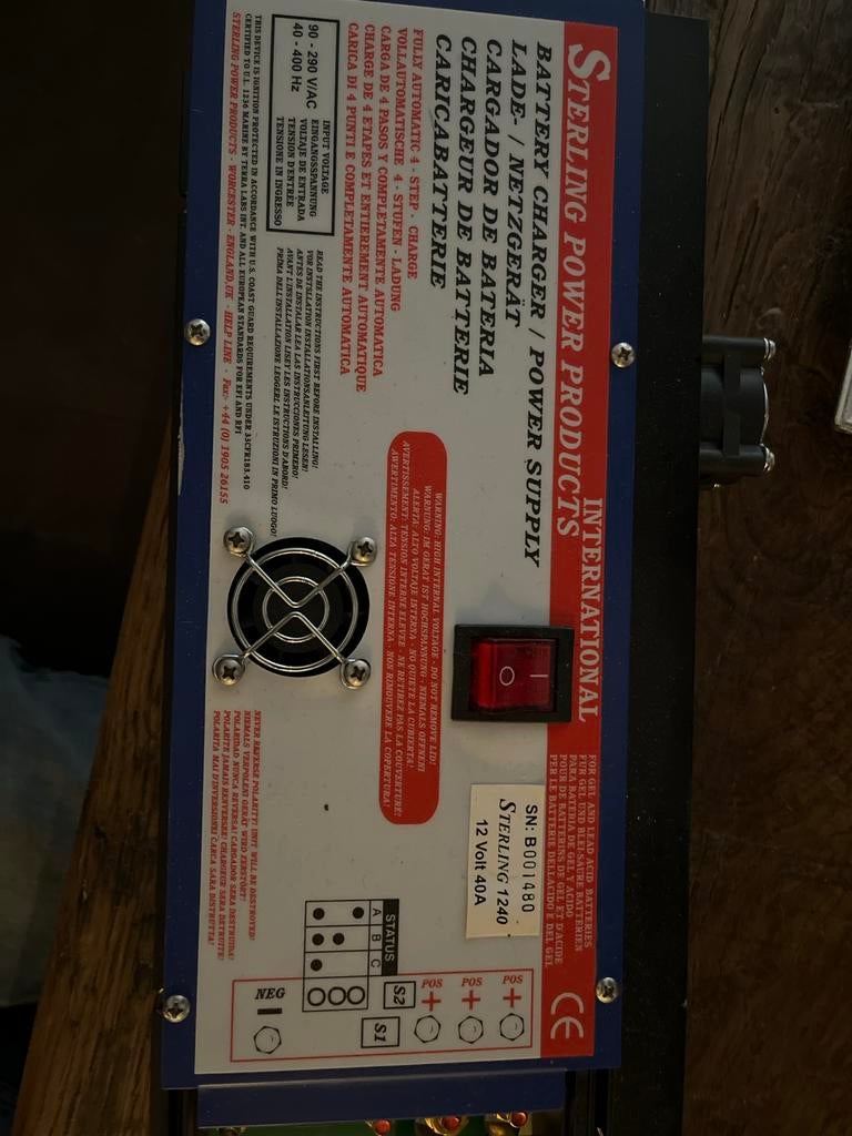 Sterling Power Products Acculader 12V 40A, Ophalen of Verzenden, Gebruikt, Universele onderdelen